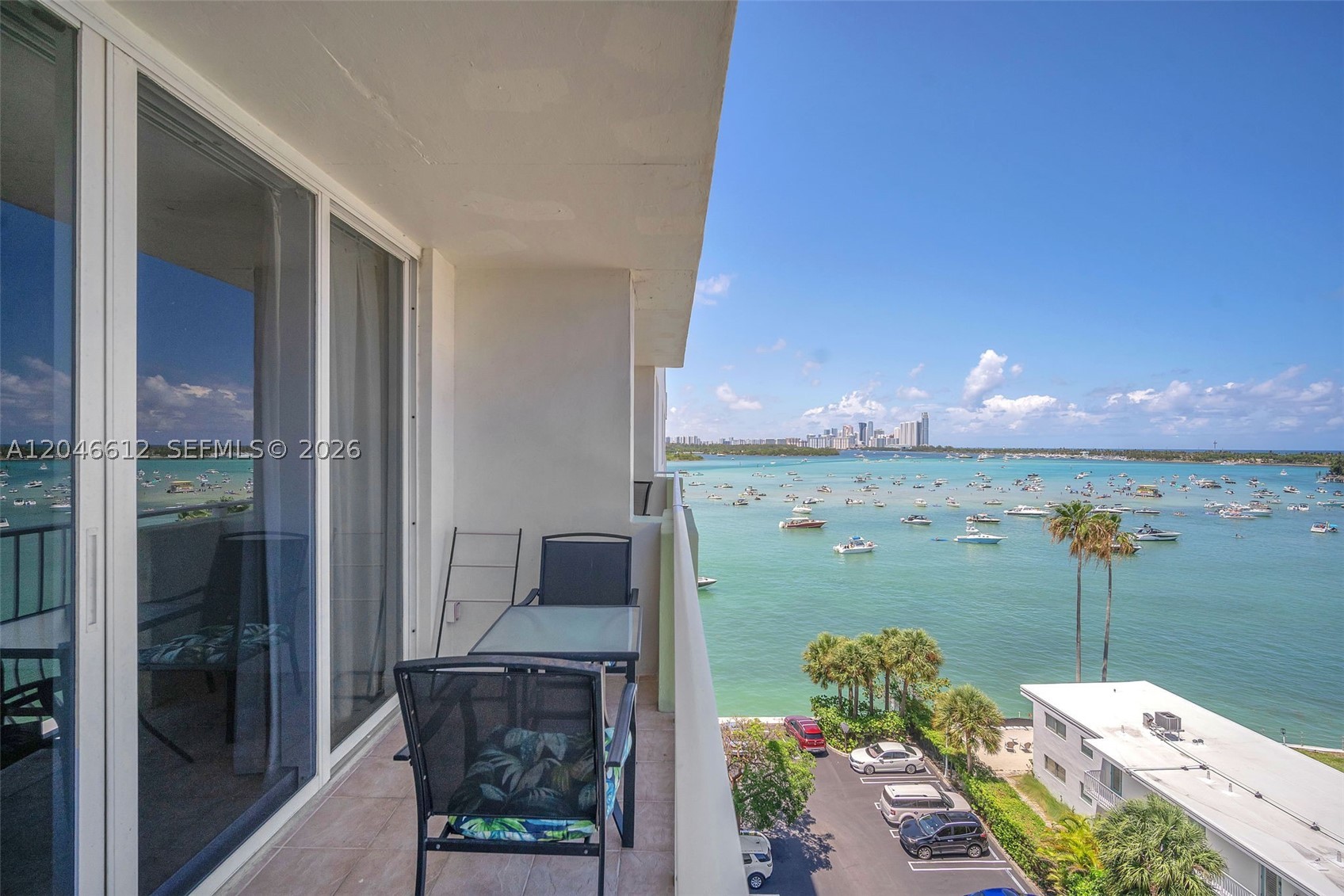 ISLAND POINTE CONDOMINIUM - Residential