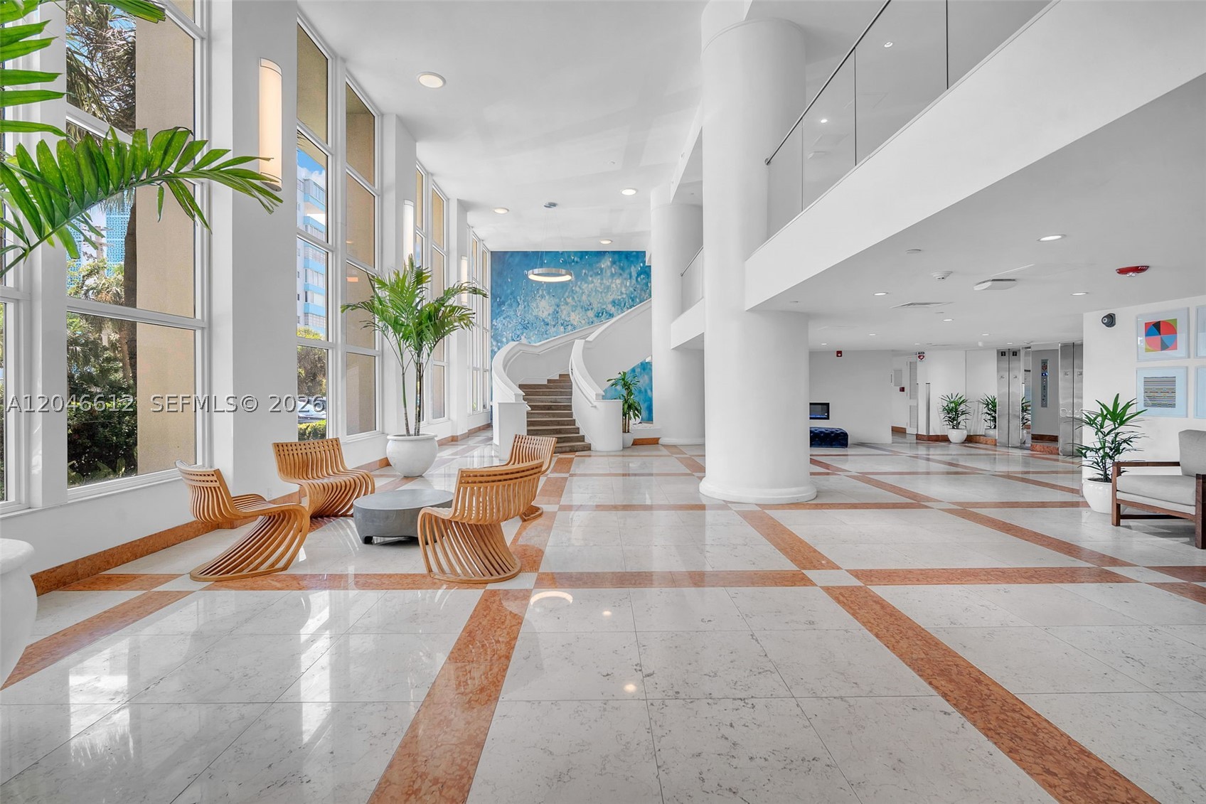 ISLAND POINTE CONDOMINIUM - Residential