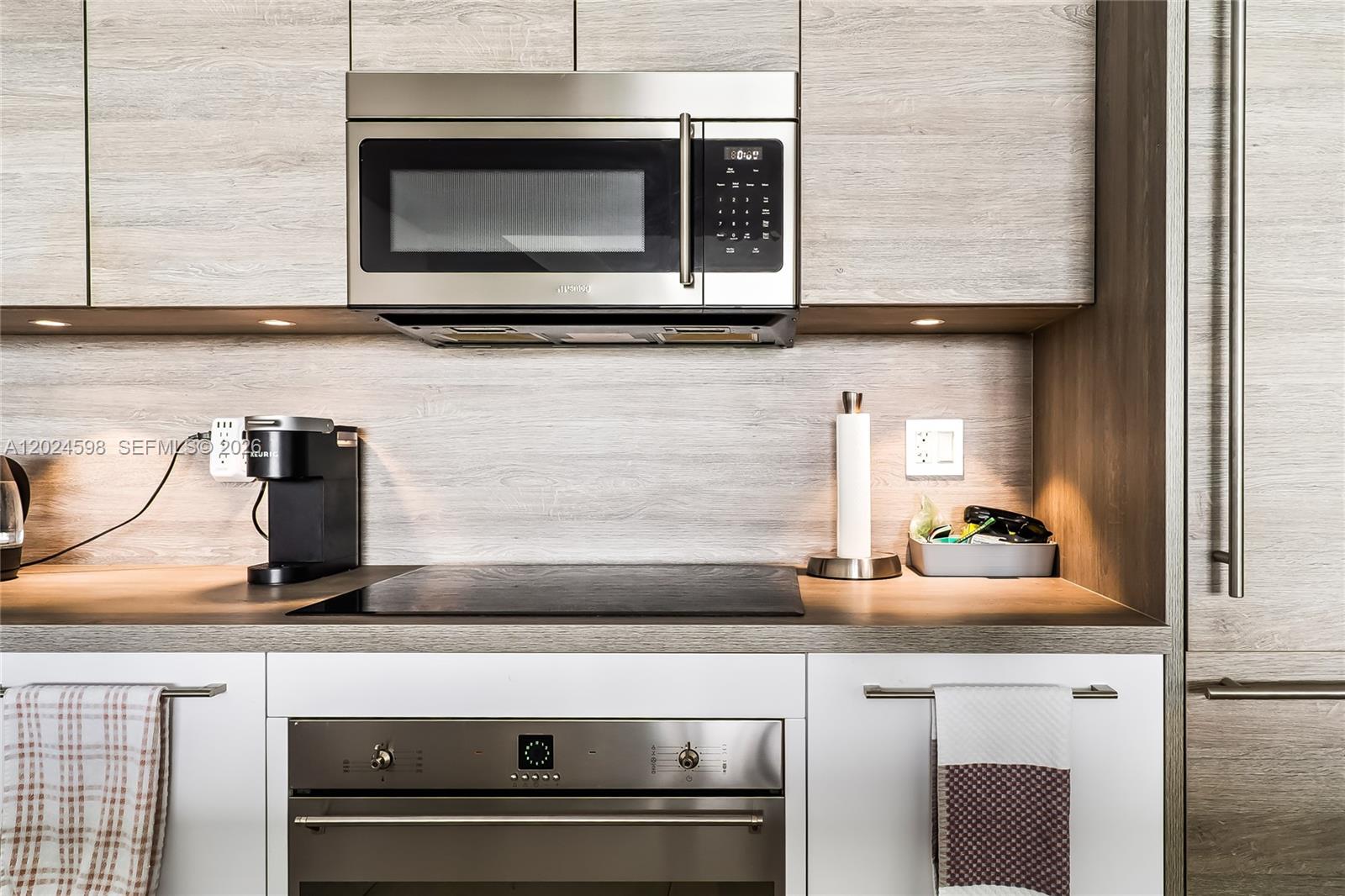 400 SUNNY ISLES CONDO WES - Residential