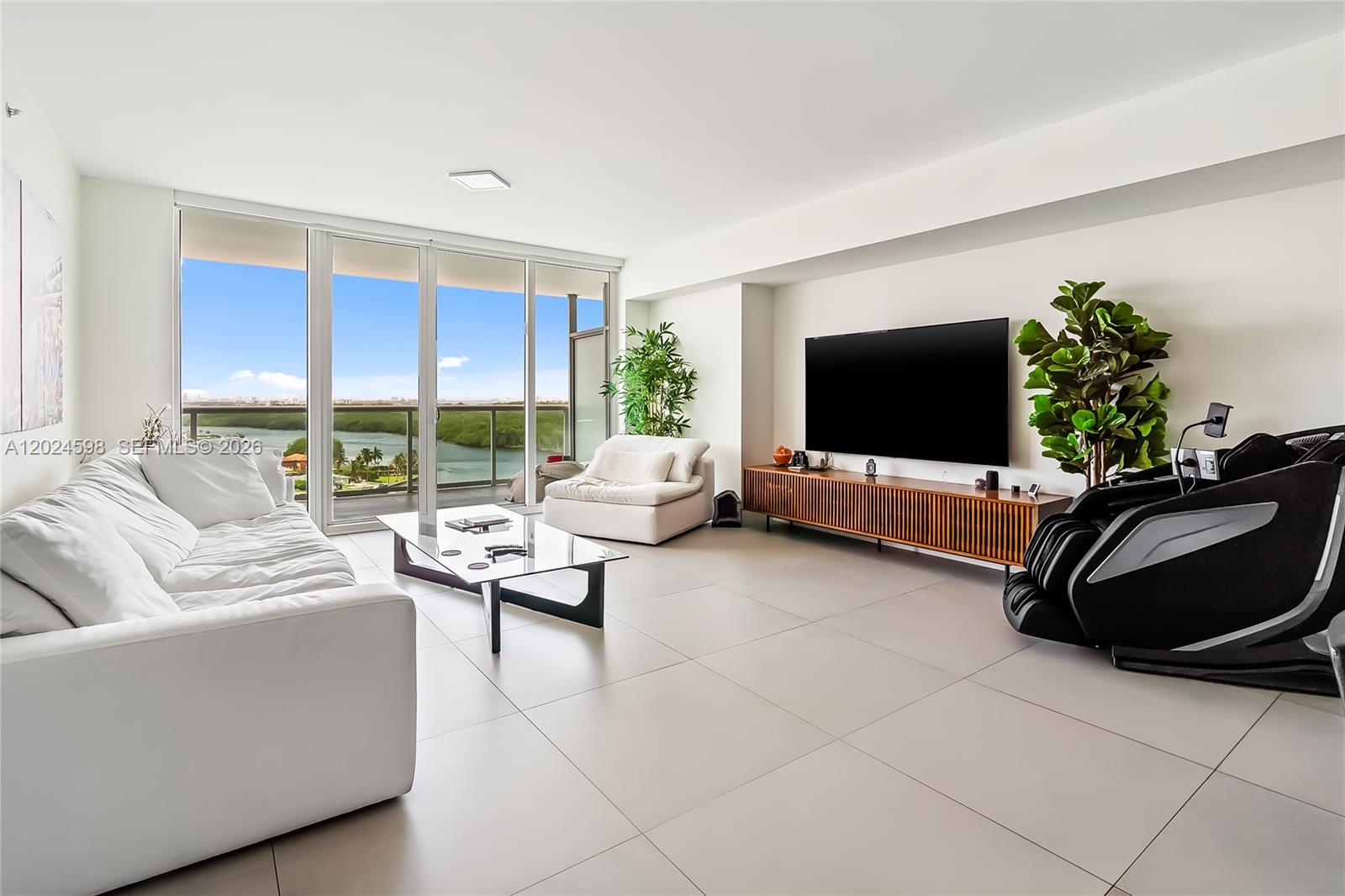 400 SUNNY ISLES CONDO WES - Residential