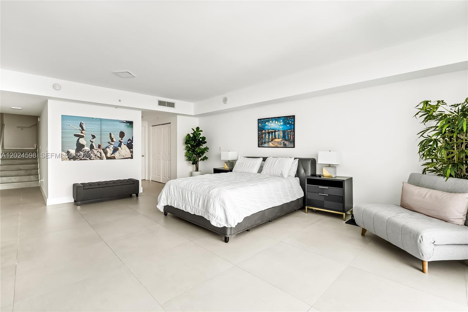 400 SUNNY ISLES CONDO WES - Residential