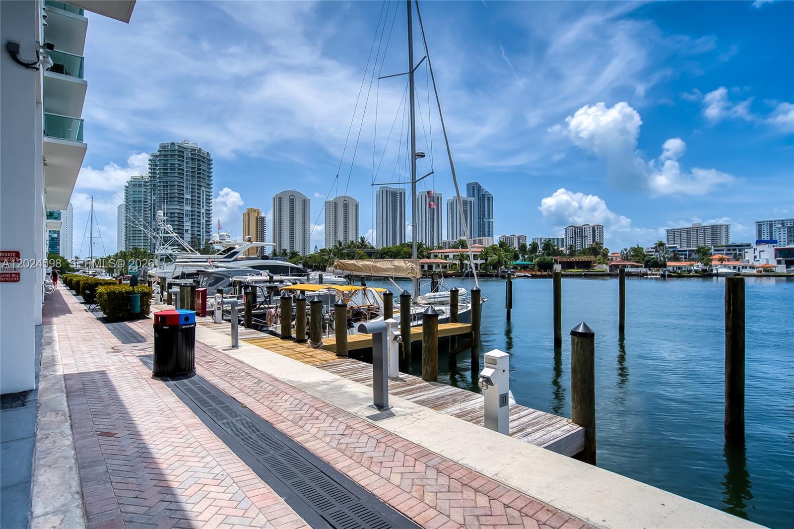 400 SUNNY ISLES CONDO WES - Residential