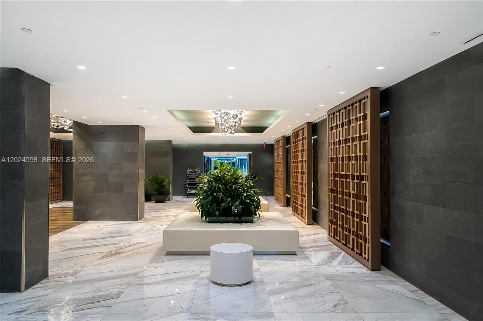 400 SUNNY ISLES CONDO WES - Residential