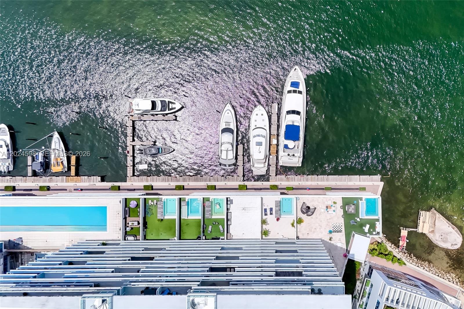 400 SUNNY ISLES CONDO WES - Residential