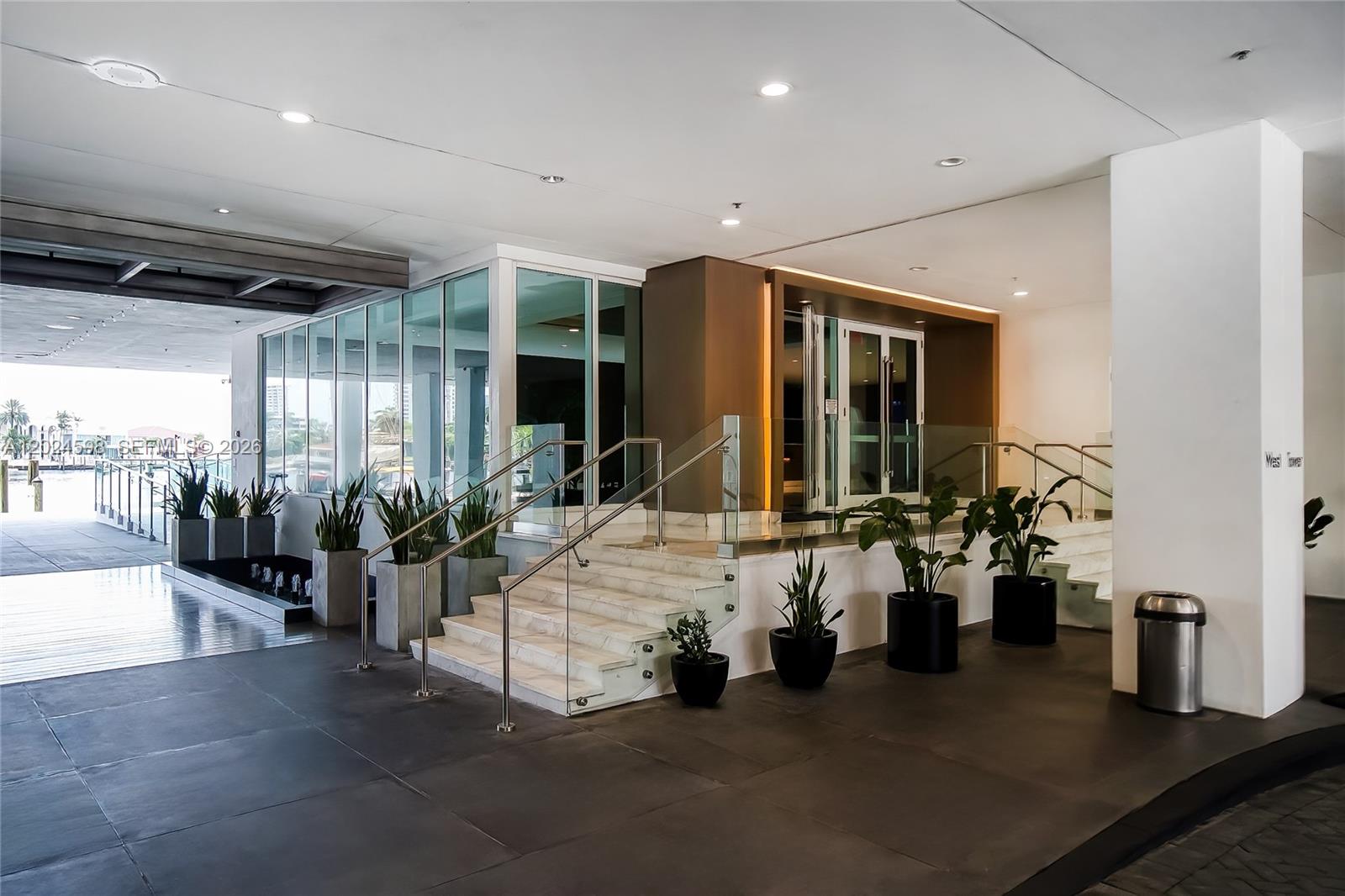 400 SUNNY ISLES CONDO WES - Residential