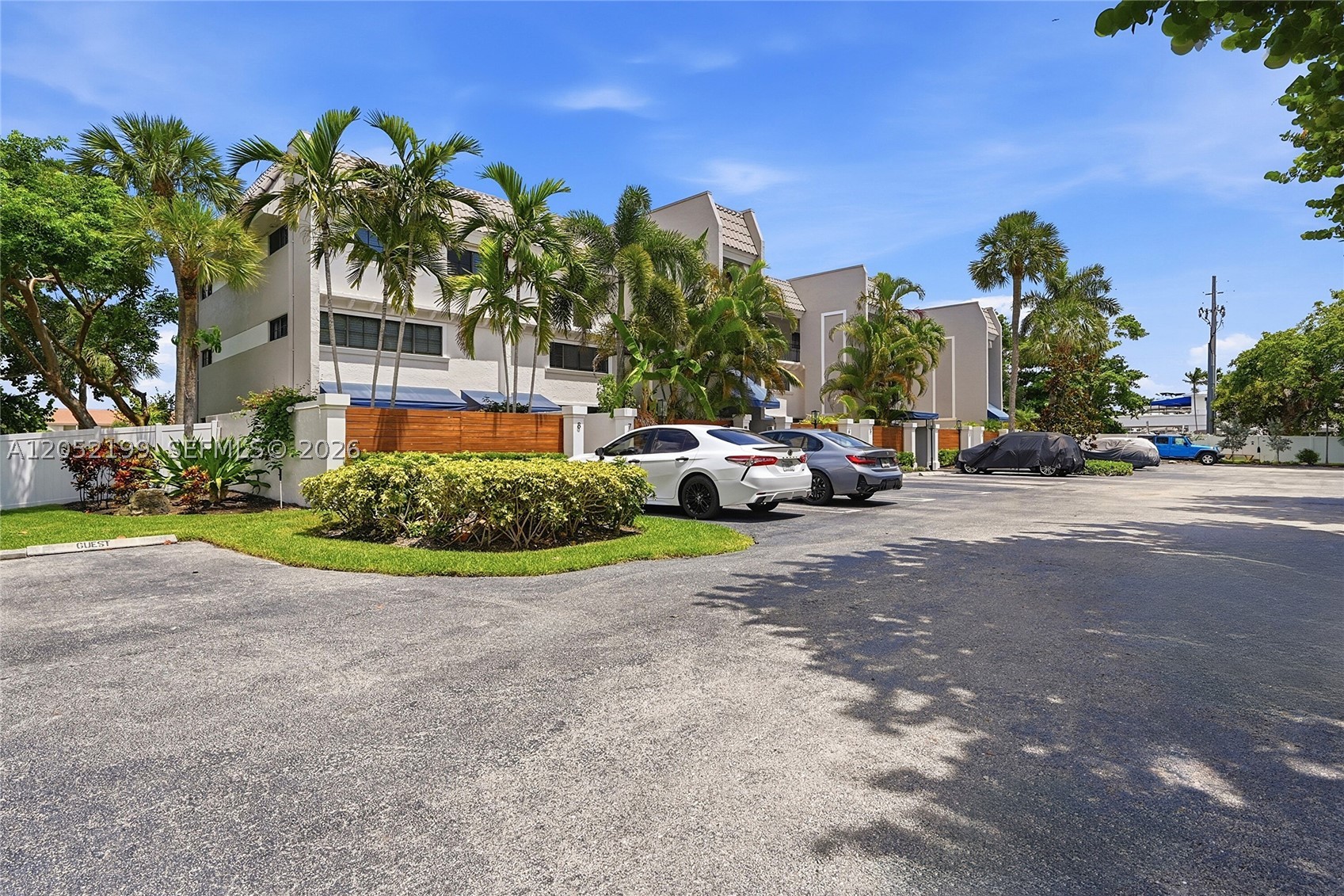 PALM TRAIL PLACE CONDO - Residential