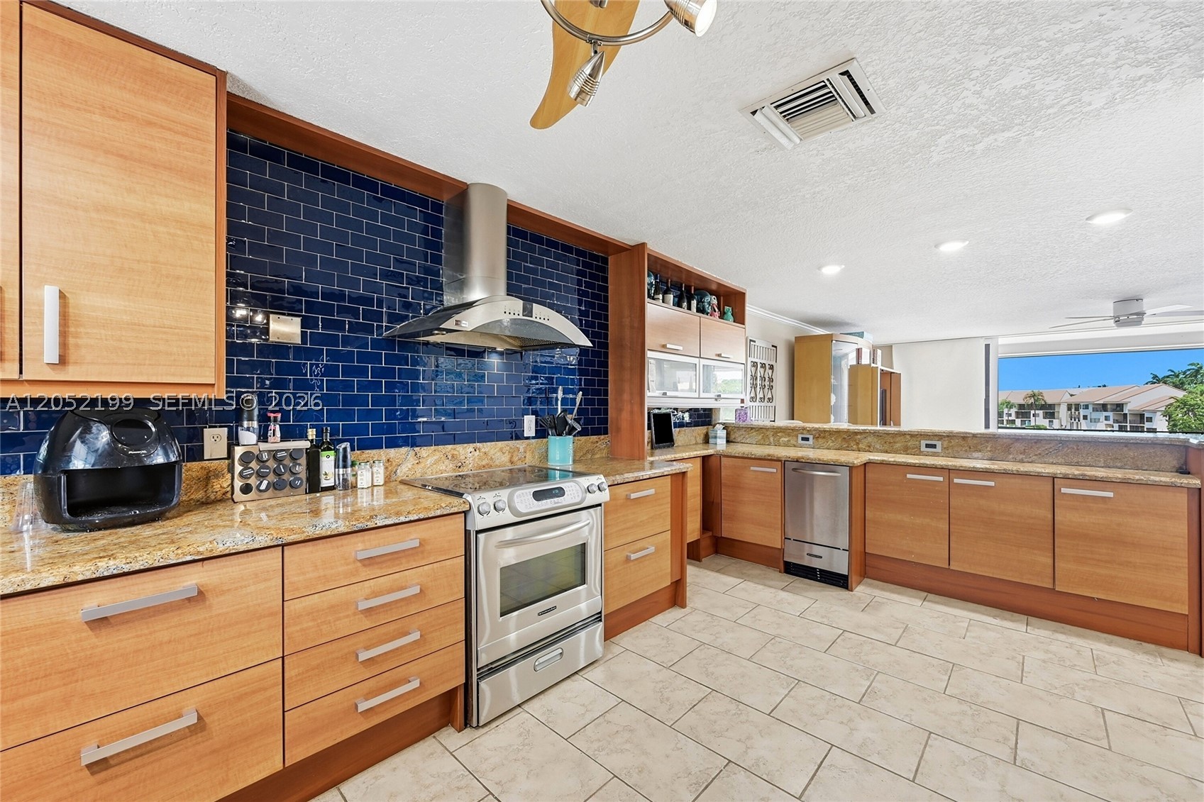 PALM TRAIL PLACE CONDO - Residential