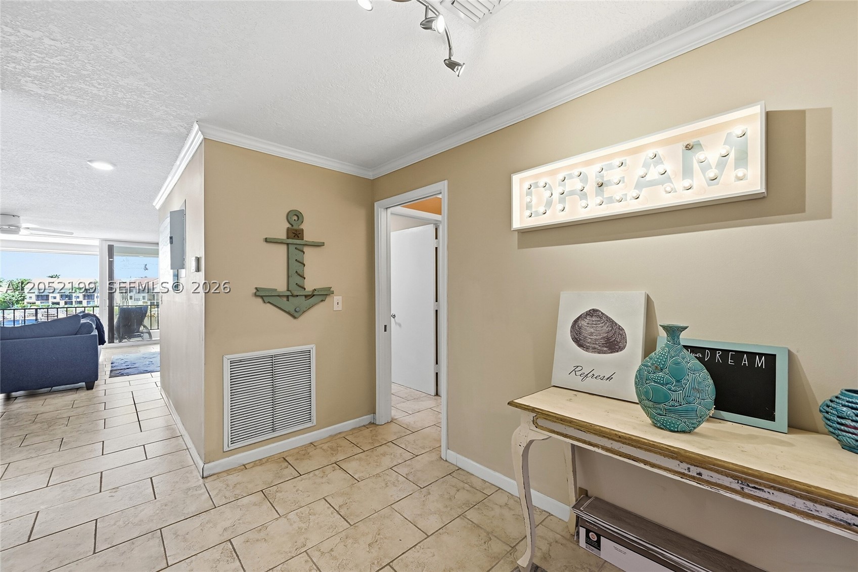 PALM TRAIL PLACE CONDO - Residential