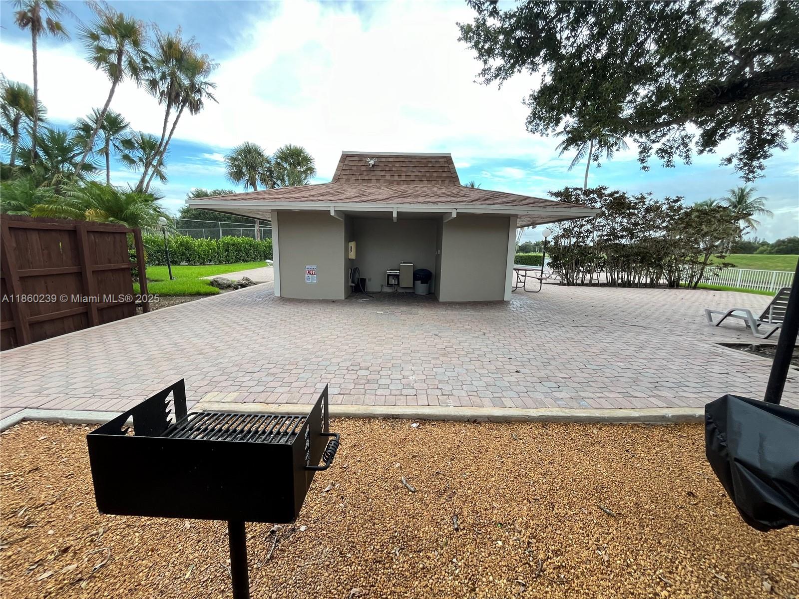 LAGO WEST SUBDIVISION - Residential Lease