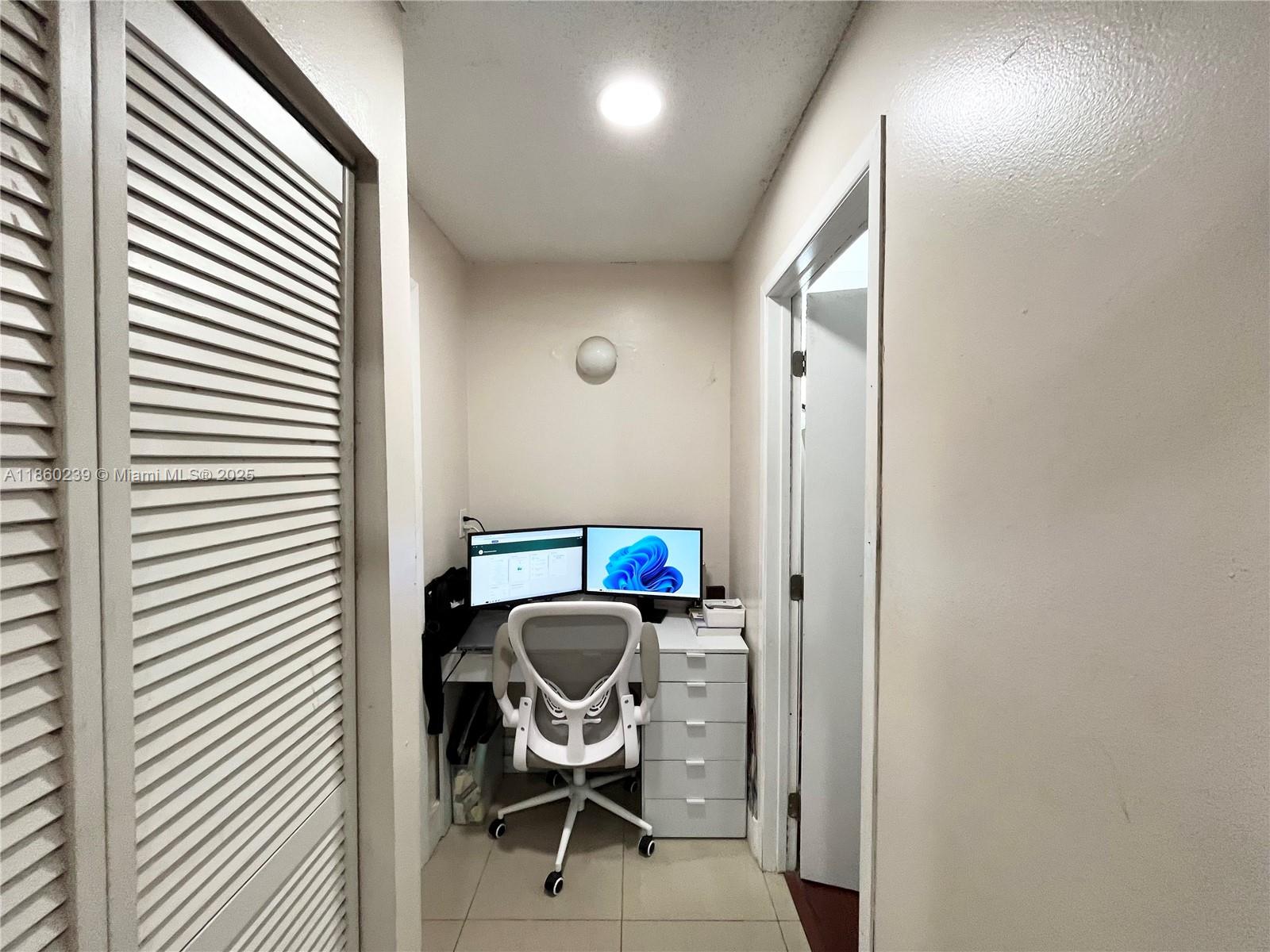 LAGO WEST SUBDIVISION - Residential Lease
