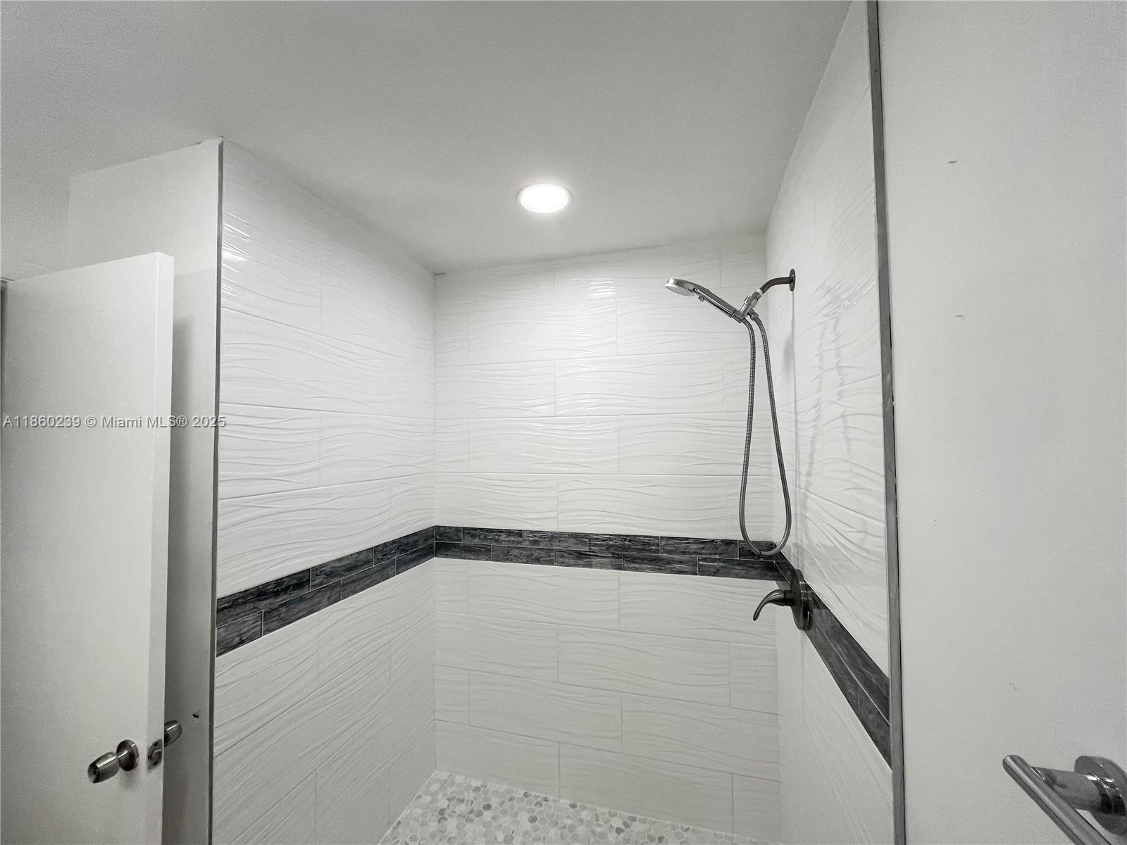 LAGO WEST SUBDIVISION - Residential Lease