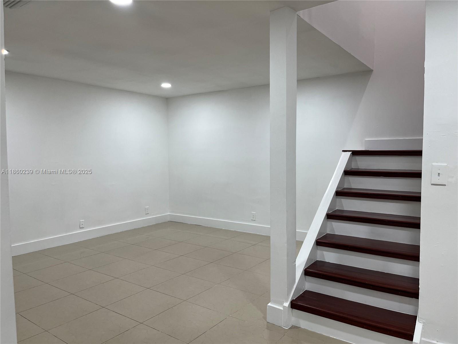 LAGO WEST SUBDIVISION - Residential Lease