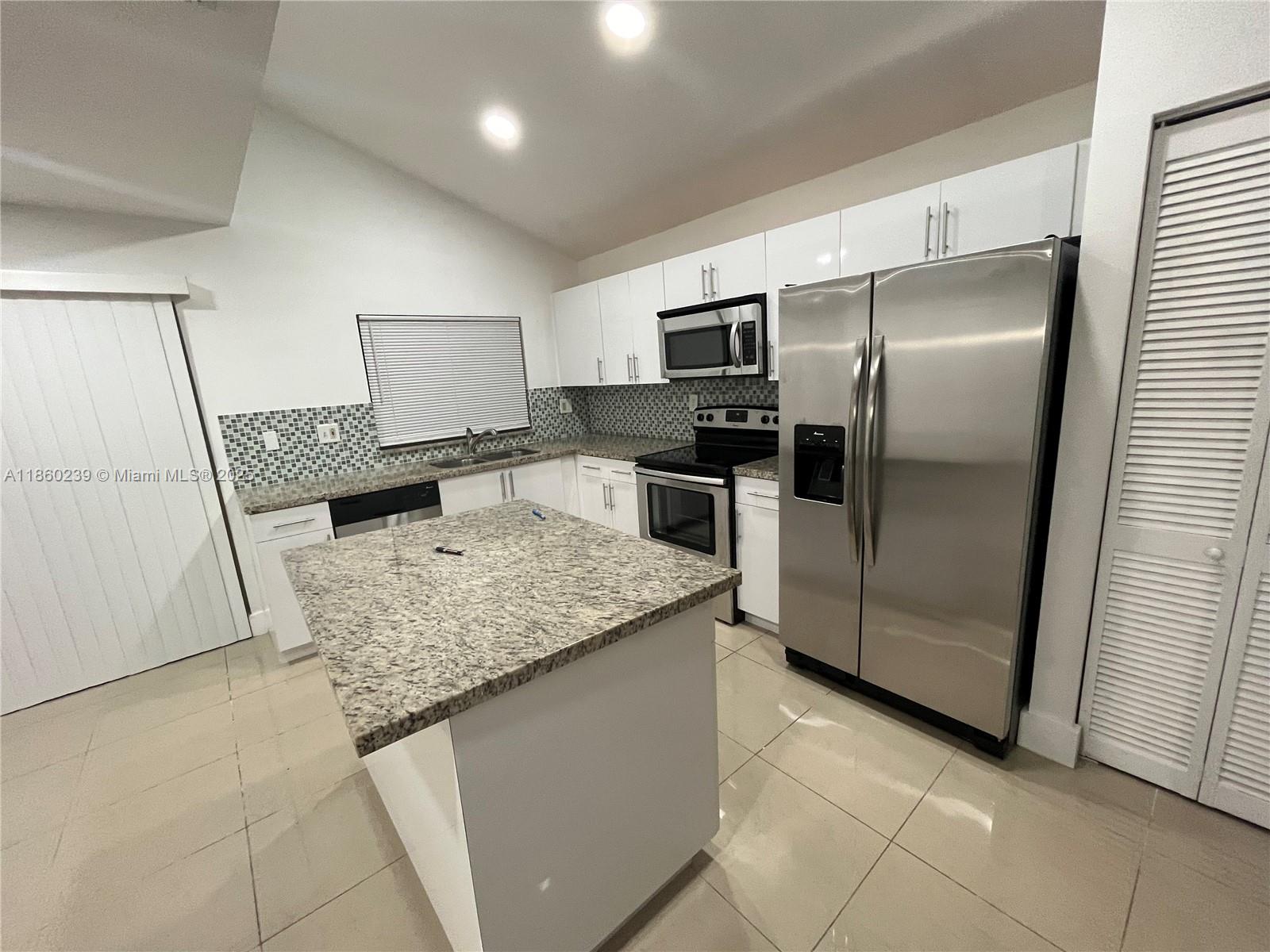 LAGO WEST SUBDIVISION - Residential Lease
