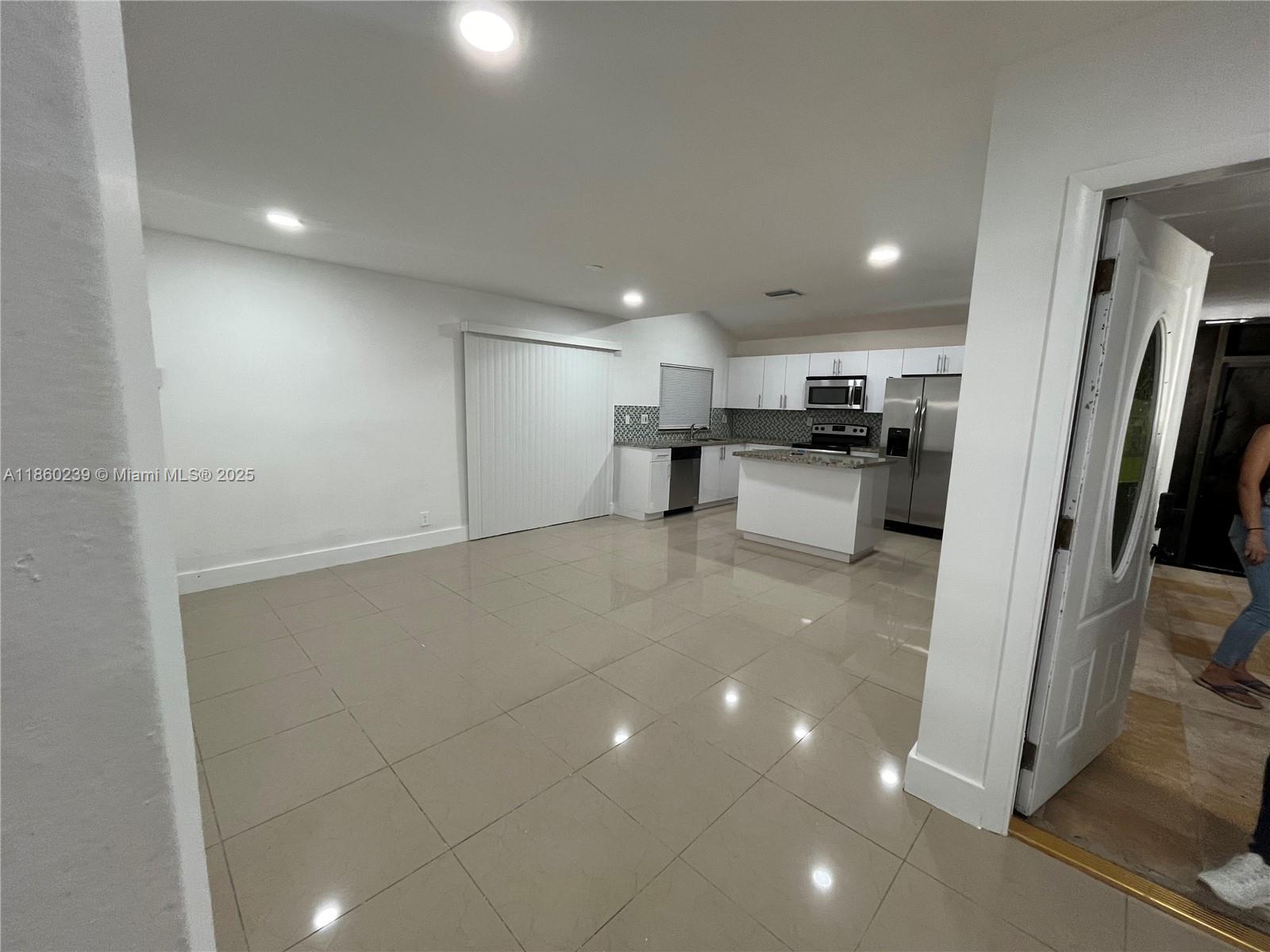 LAGO WEST SUBDIVISION - Residential Lease