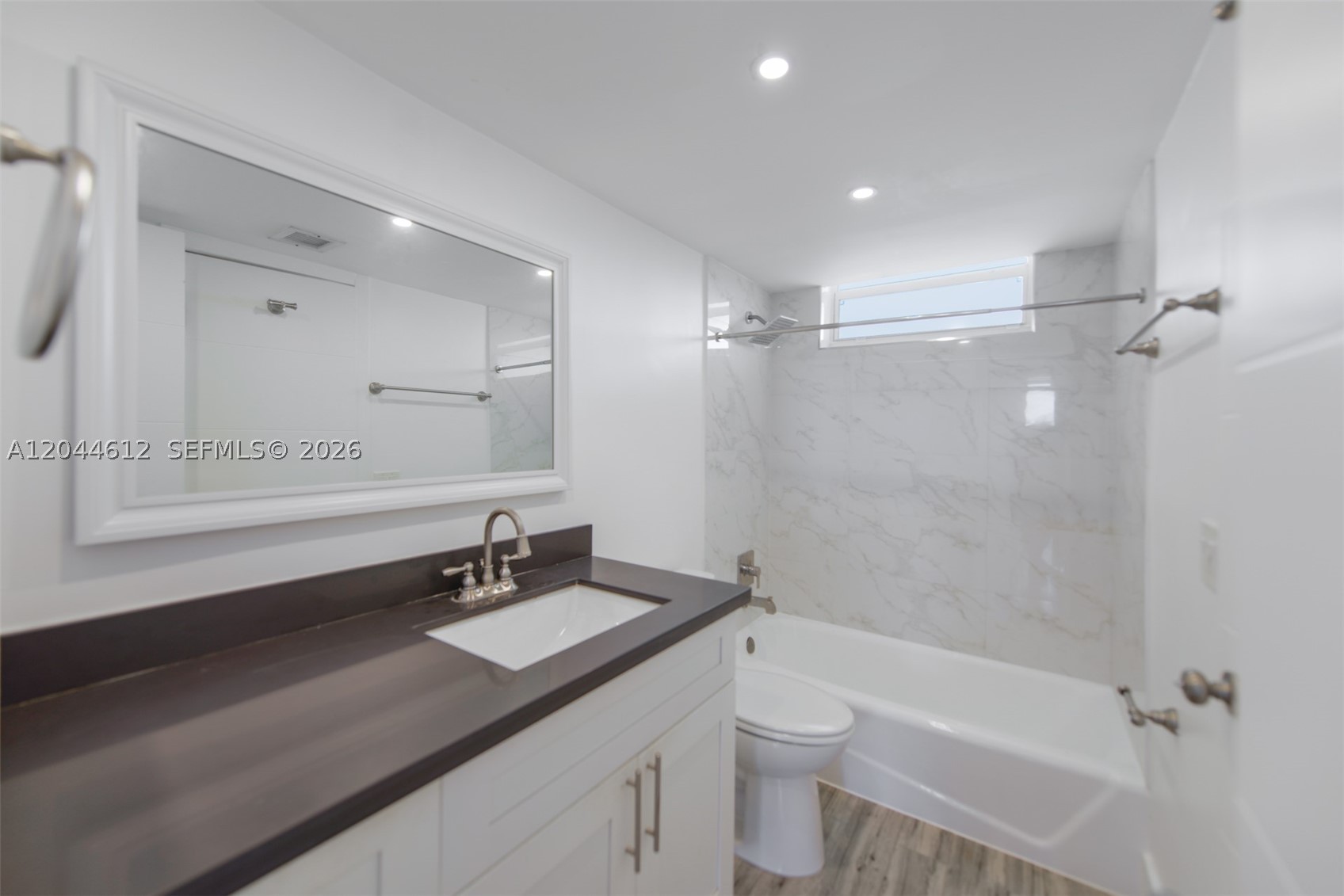 POINT EAST SEC II CONDOMI - Residential