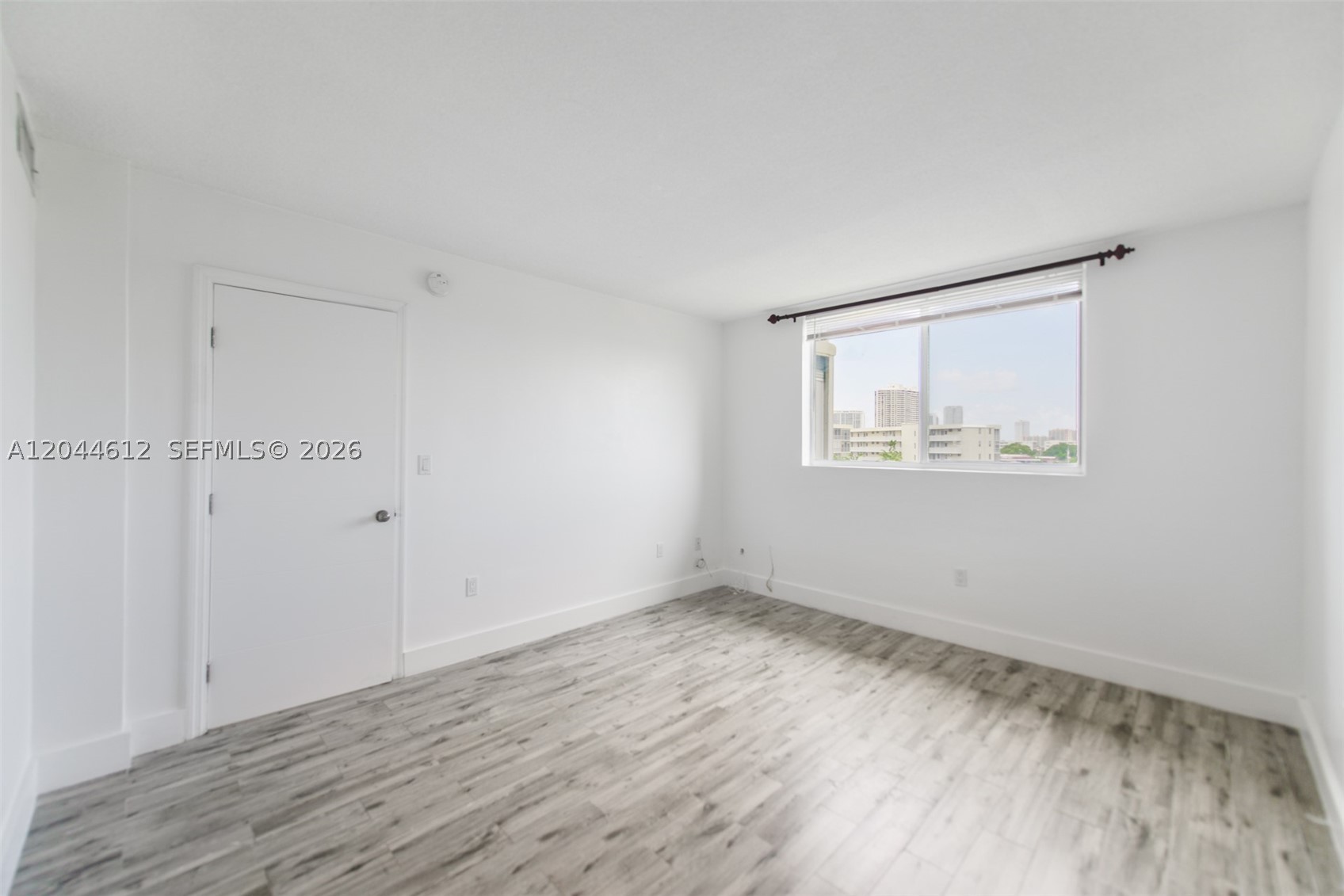 POINT EAST SEC II CONDOMI - Residential
