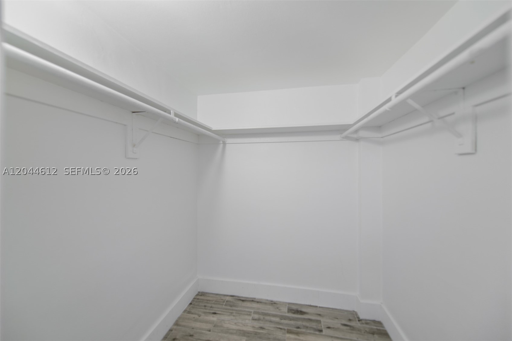 POINT EAST SEC II CONDOMI - Residential