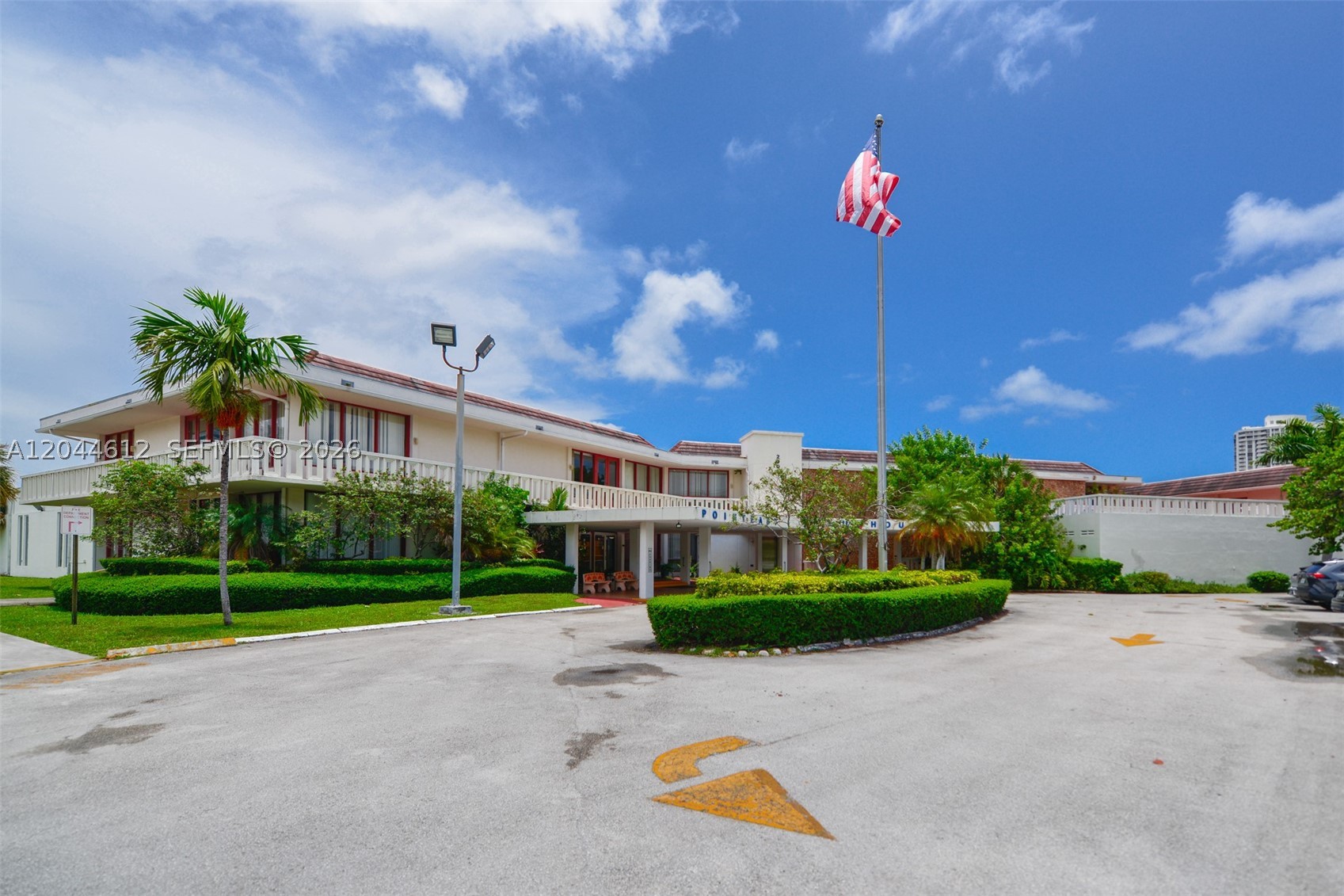 POINT EAST SEC II CONDOMI - Residential