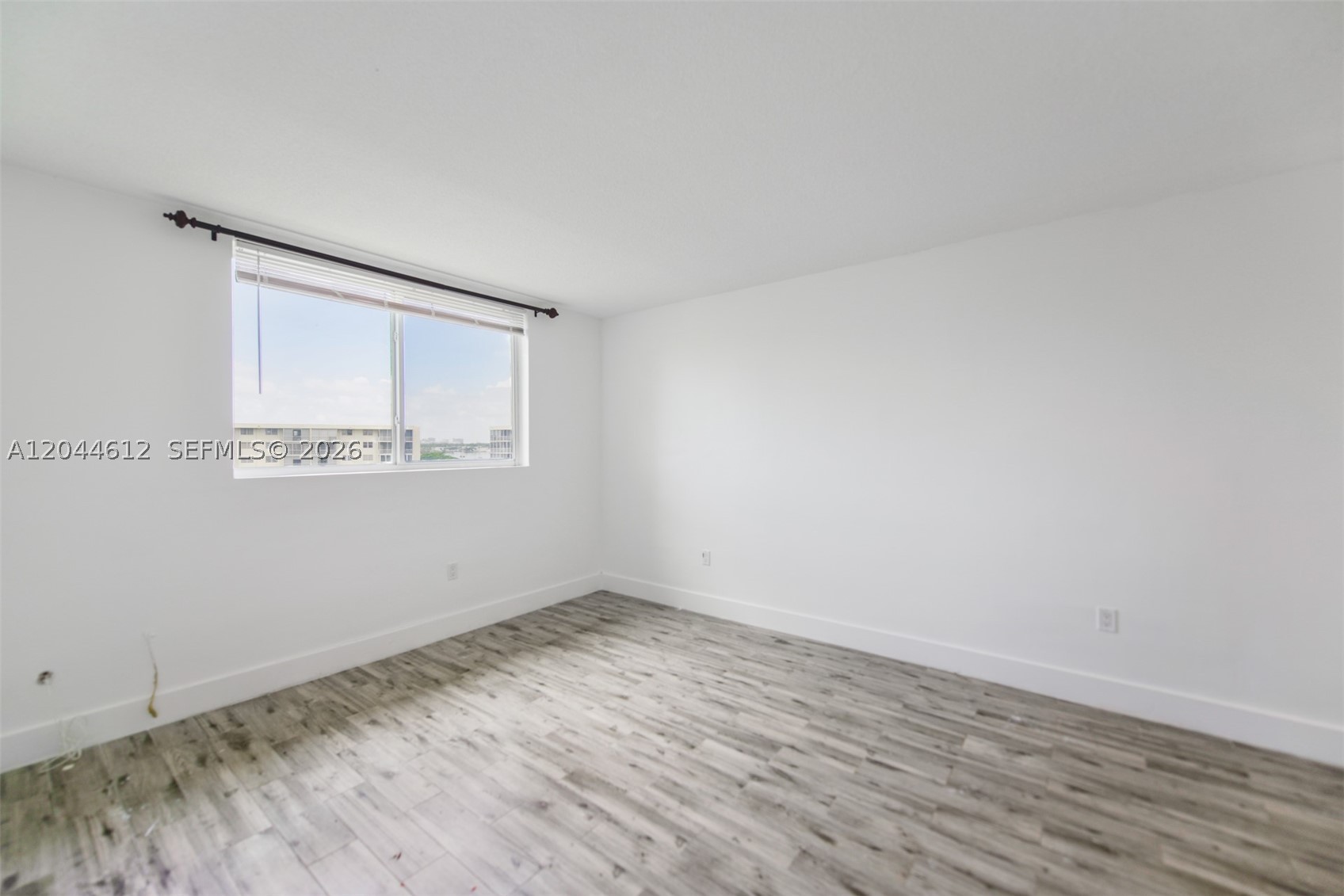POINT EAST SEC II CONDOMI - Residential