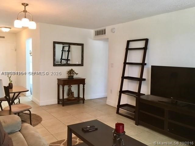 BAYVIEW PALMS CONDO - Residential