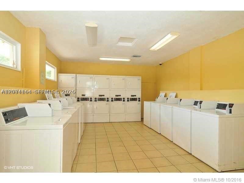 BAYVIEW PALMS CONDO - Residential