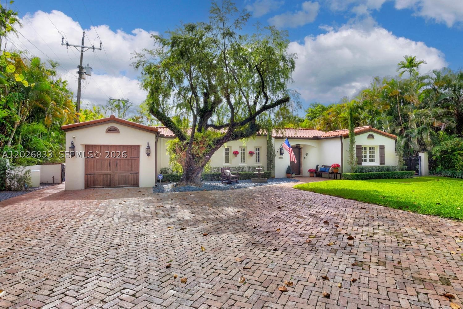 CORAL GABLES SEC B - Residential