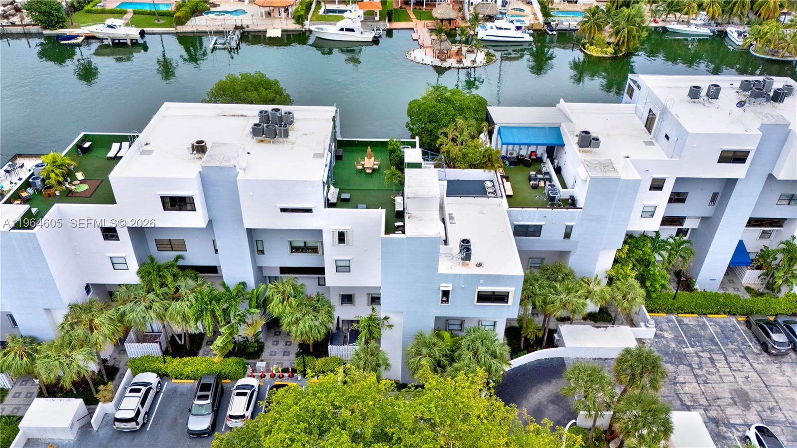 POINCIANA IS YT & RCQ CLU - Residential