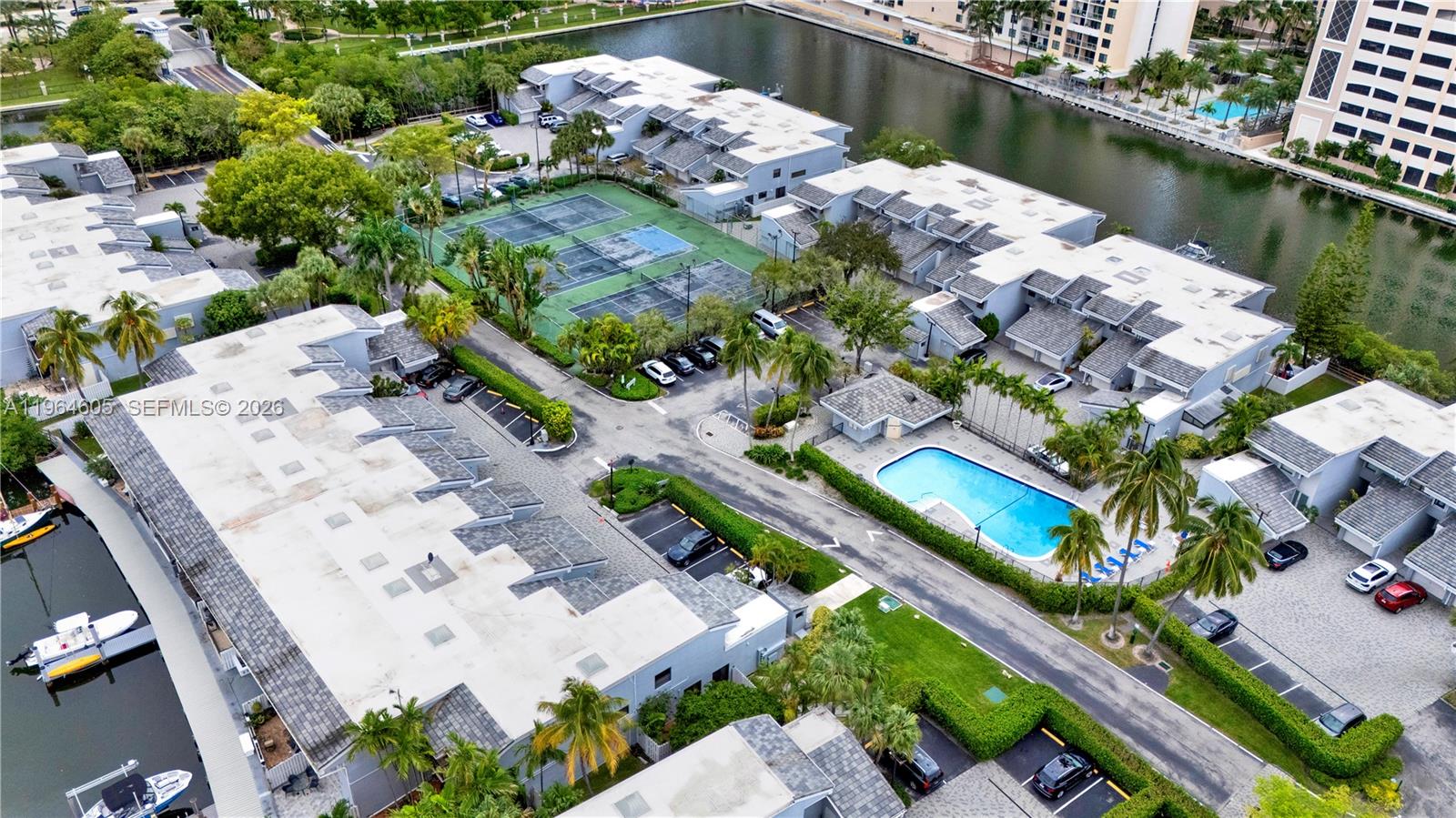 POINCIANA IS YT & RCQ CLU - Residential