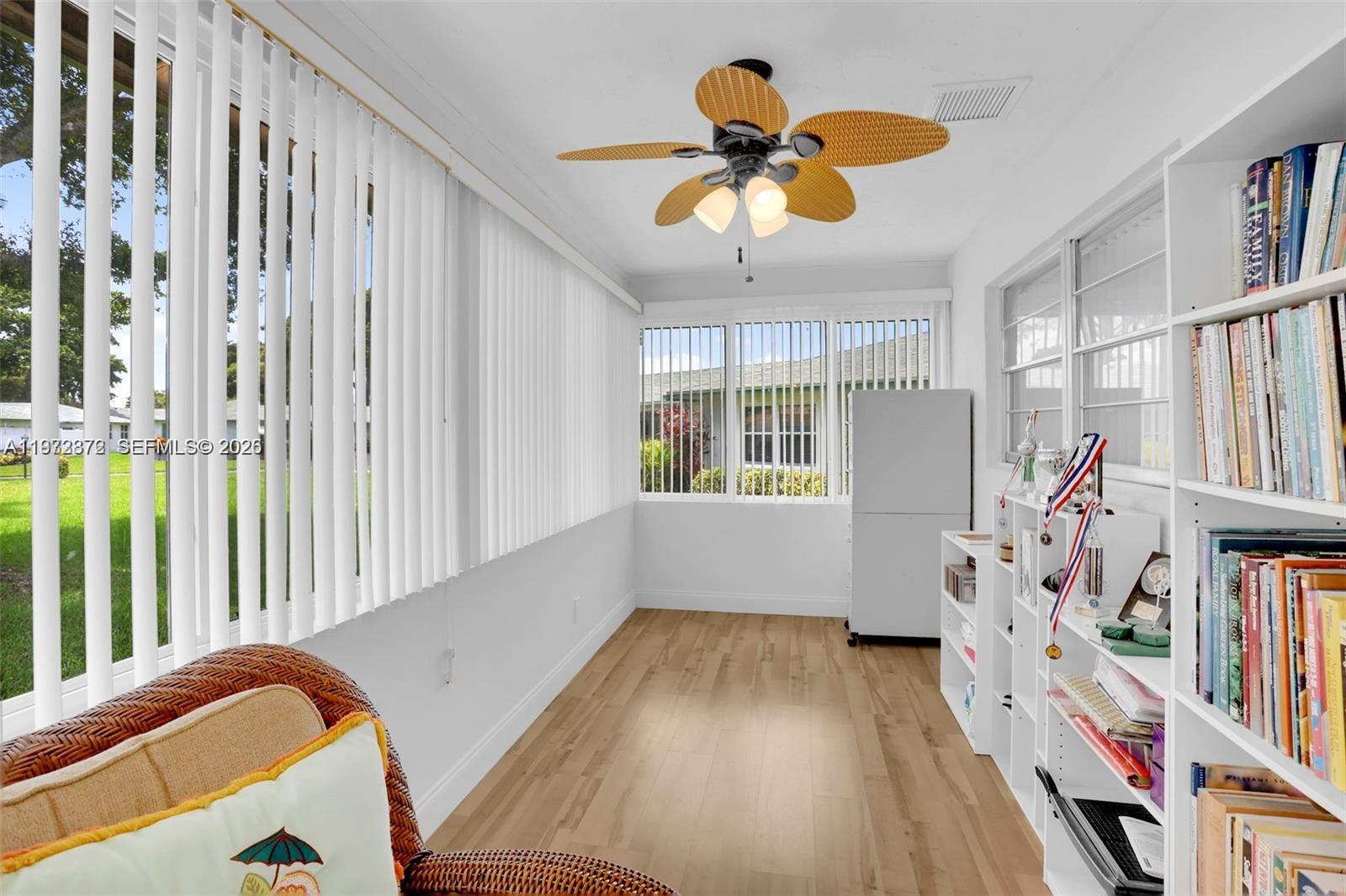 COUNTRY MANORS CONDO - Residential