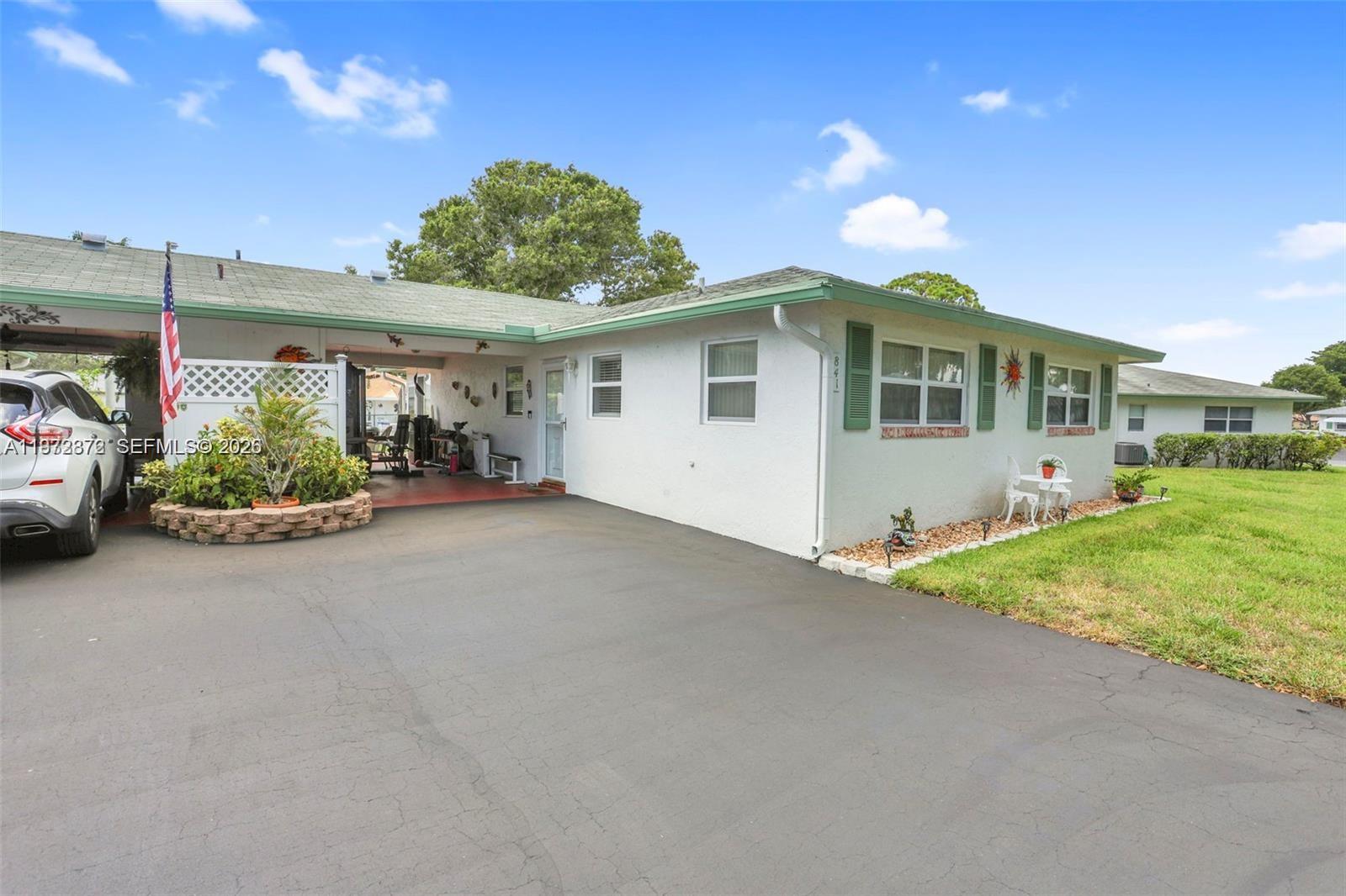 COUNTRY MANORS CONDO - Residential