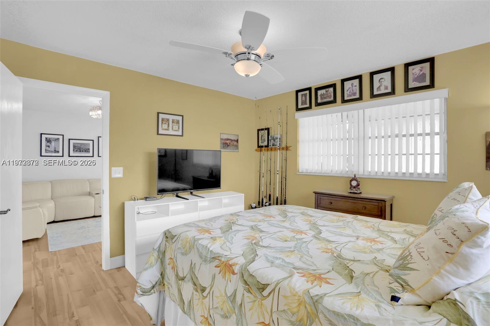 COUNTRY MANORS CONDO - Residential