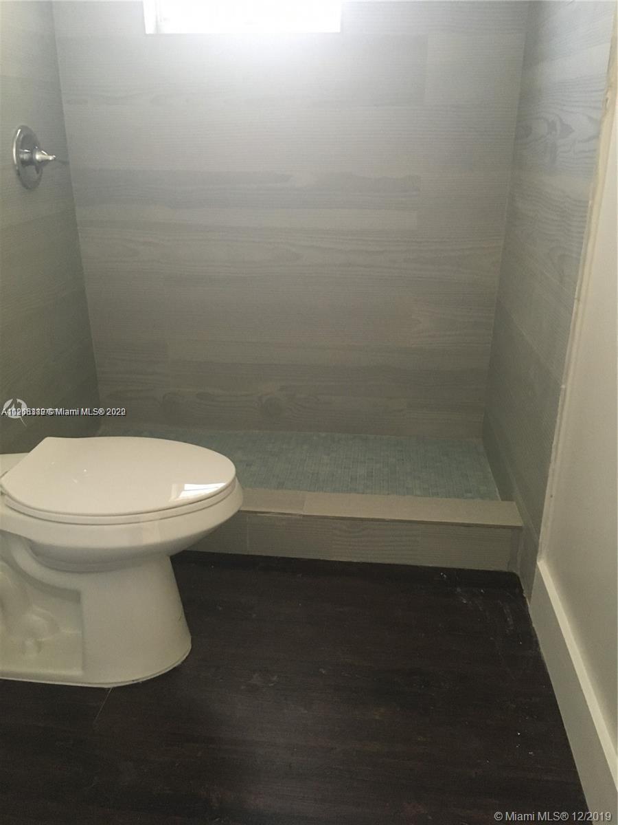 LE JEUNE PROP - Residential Lease