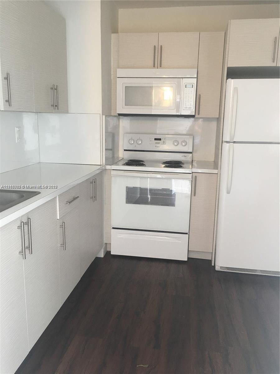 LE JEUNE PROP - Residential Lease