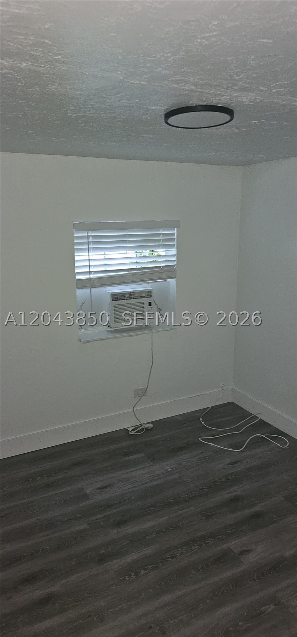 CARVER RANCHES - Residential Lease