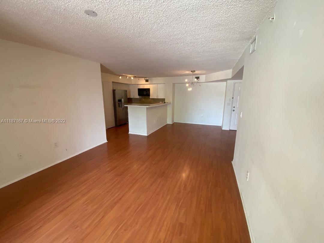 Resort Style gated community.  Walk to the clubhouse and pool.  Growing area with shopping, restaurant and close to Turnpike, I 75.
