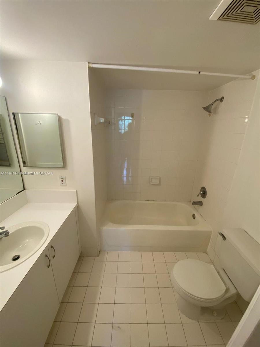 ST ANDREWS CONDO - Residential