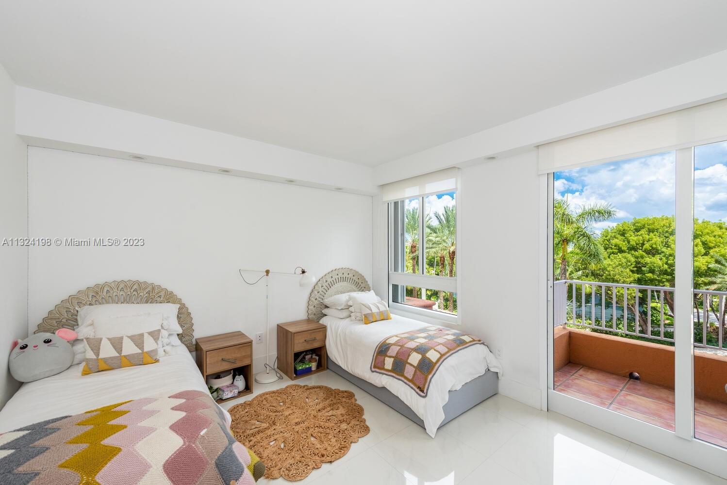 CLUB TOWER THREE CONDO - Residential Lease