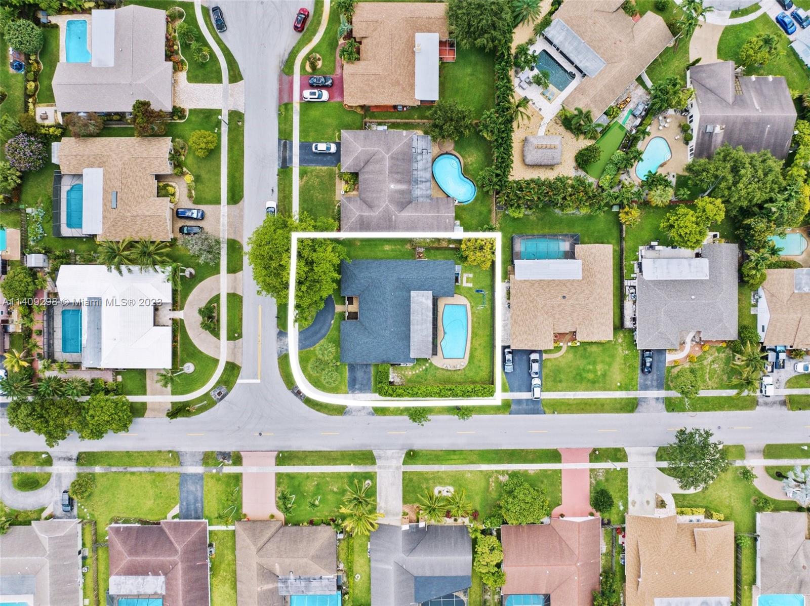 MARCANO ESTATES - Residential