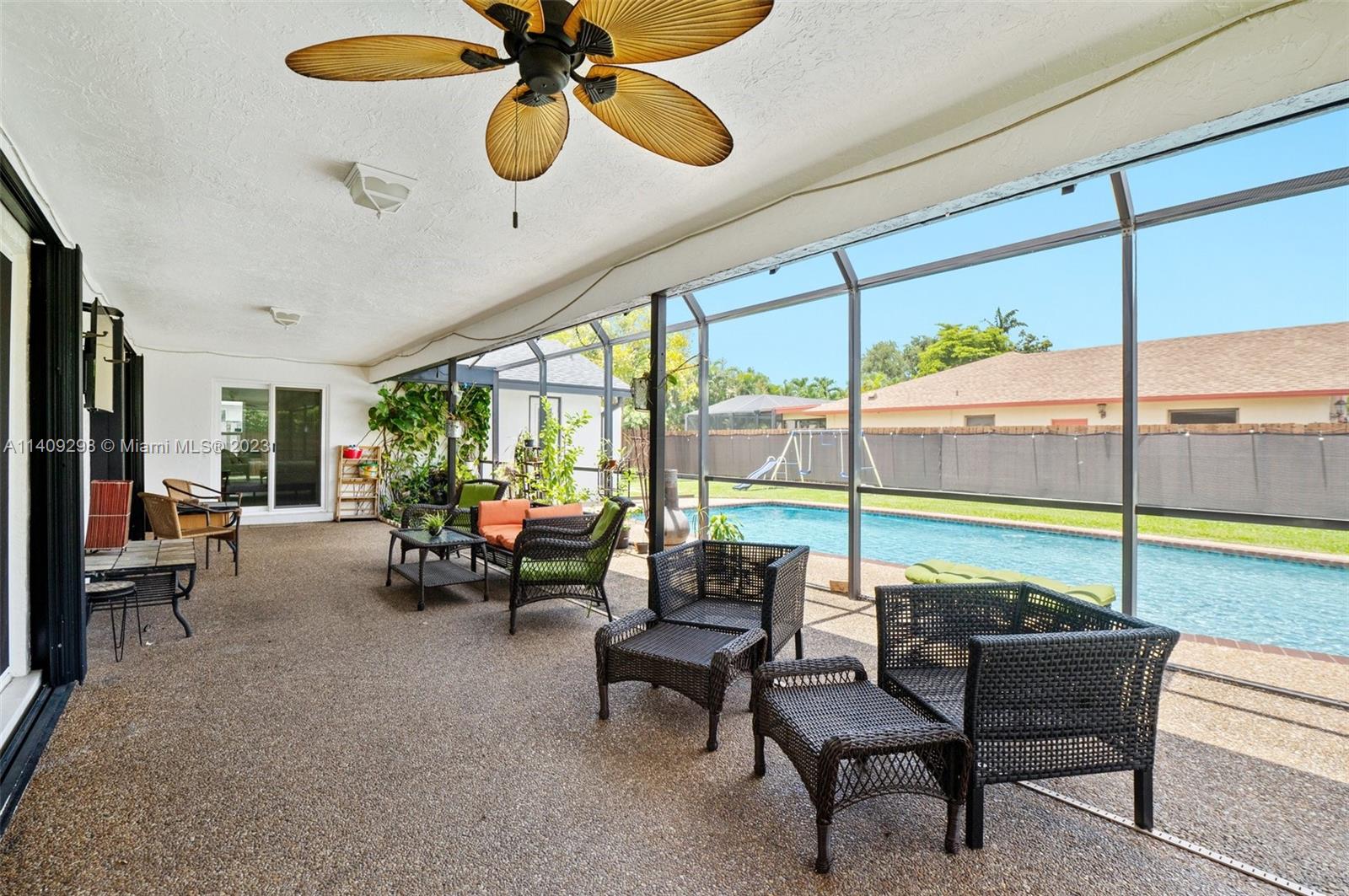 MARCANO ESTATES - Residential