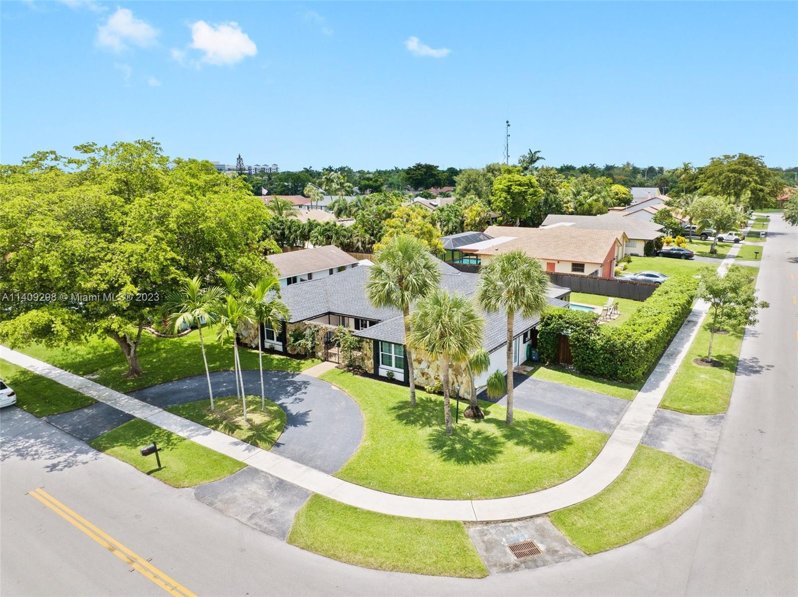 MARCANO ESTATES - Residential