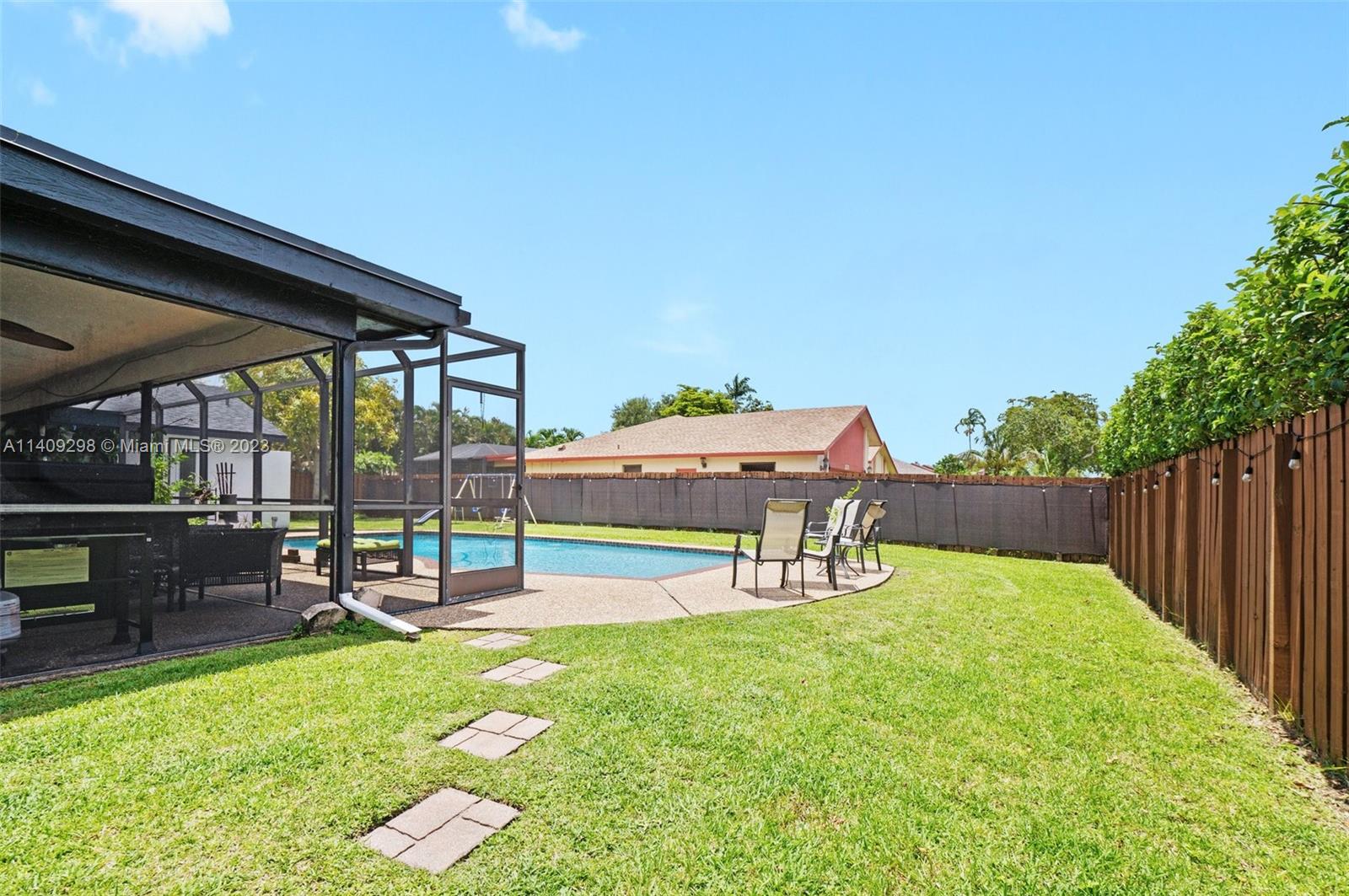 MARCANO ESTATES - Residential