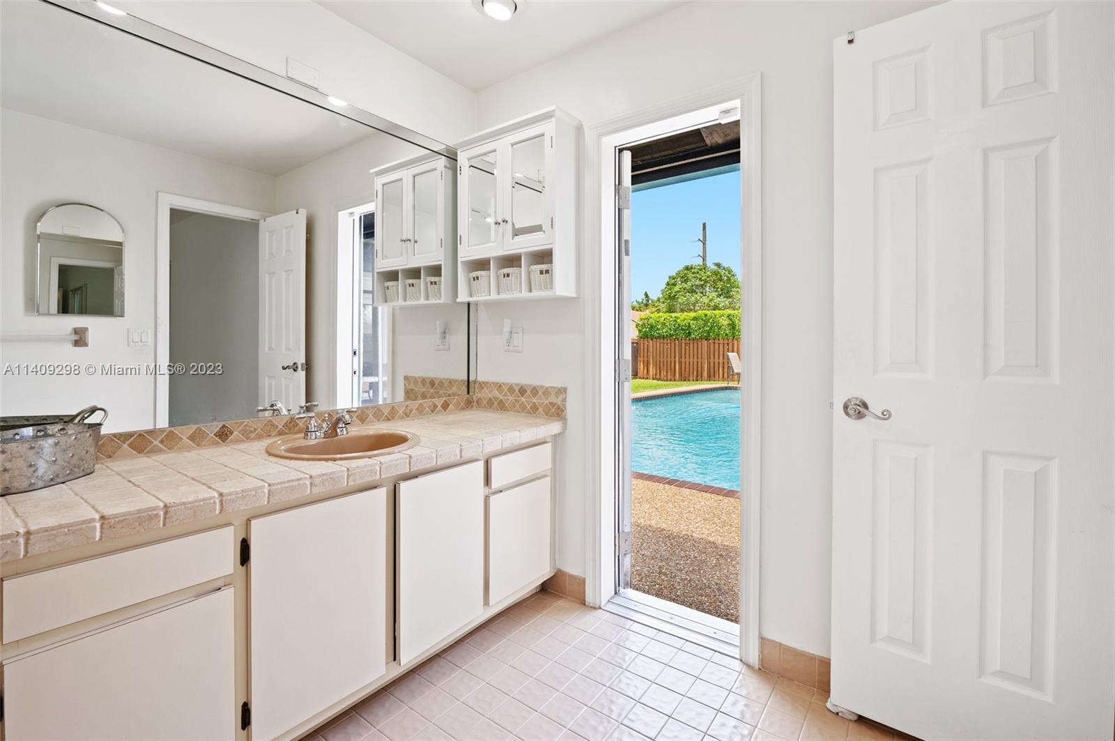 MARCANO ESTATES - Residential
