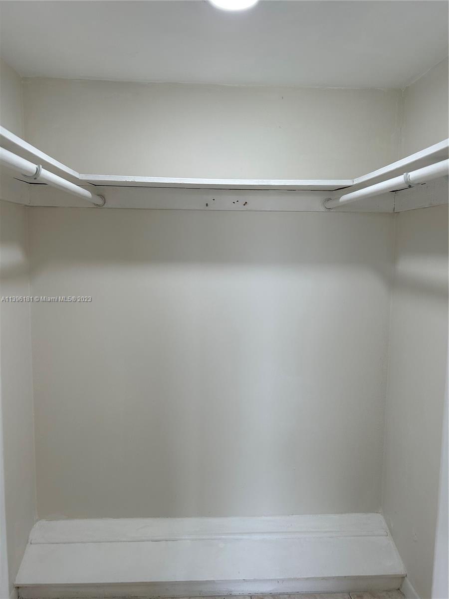 SUNRISE LAKES 54 CONDO - Residential Lease