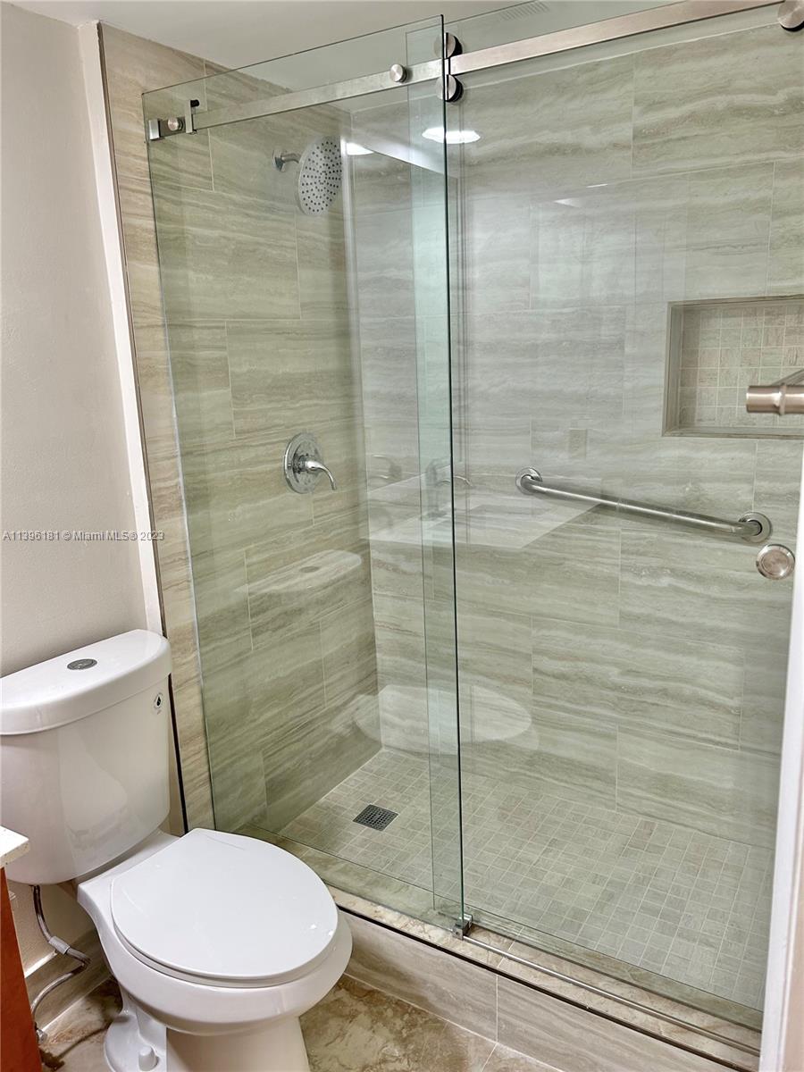 SUNRISE LAKES 54 CONDO - Residential Lease