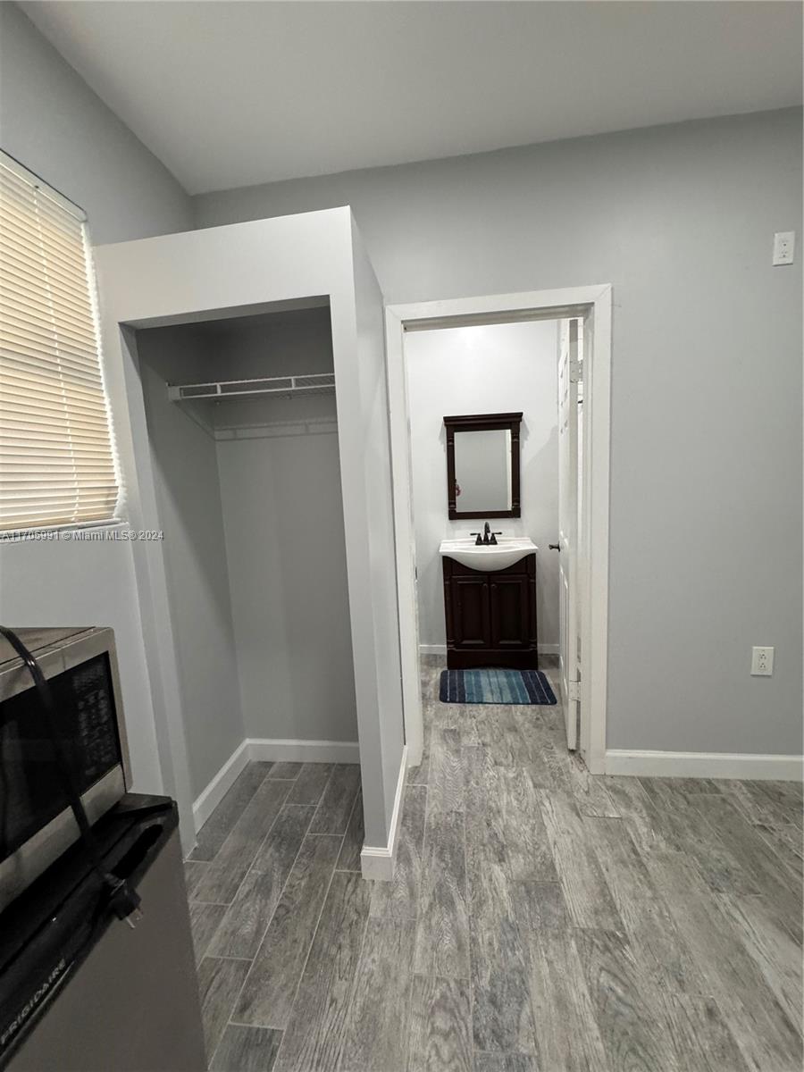 DRIFTWOOD ACRES NO 1 - Residential Lease
