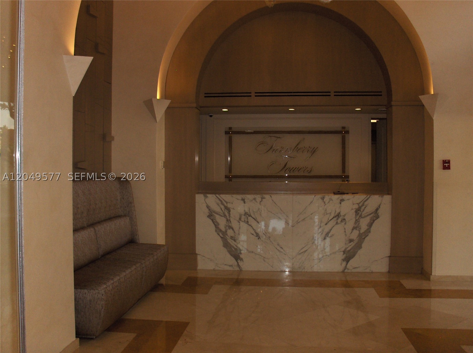 TURNBERRY TOWERS CONDO - Residential