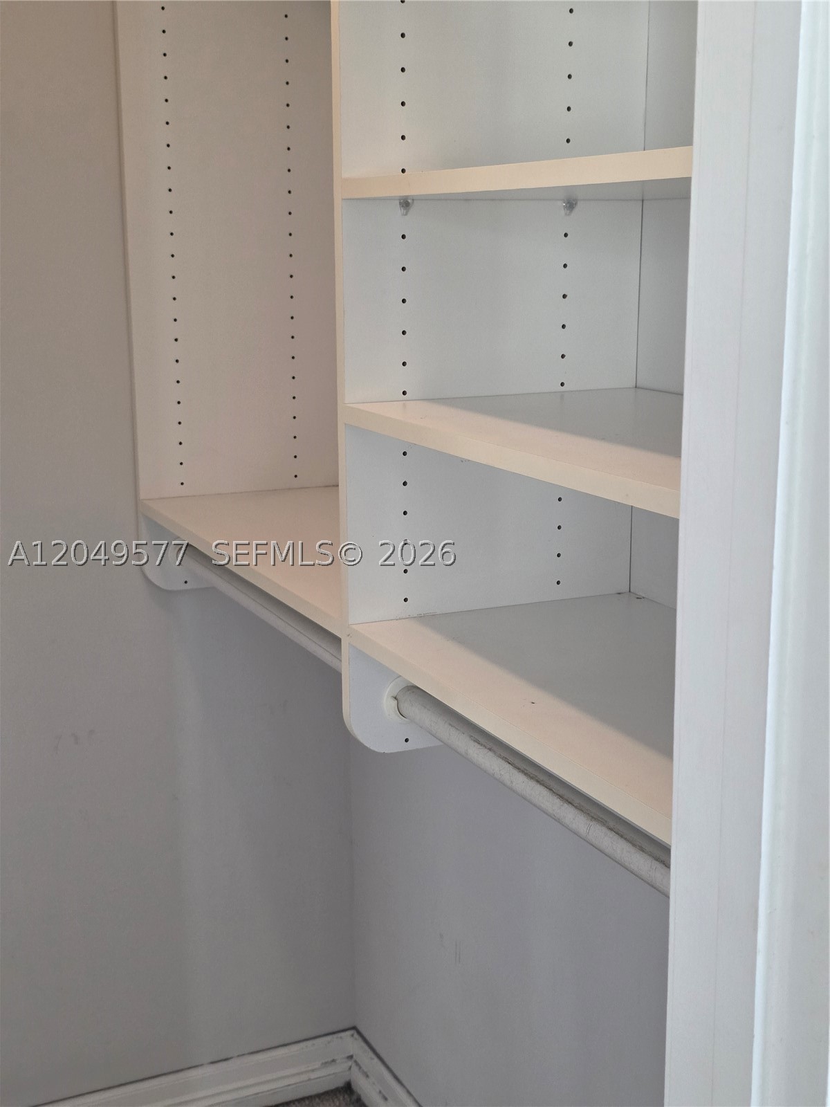 TURNBERRY TOWERS CONDO - Residential