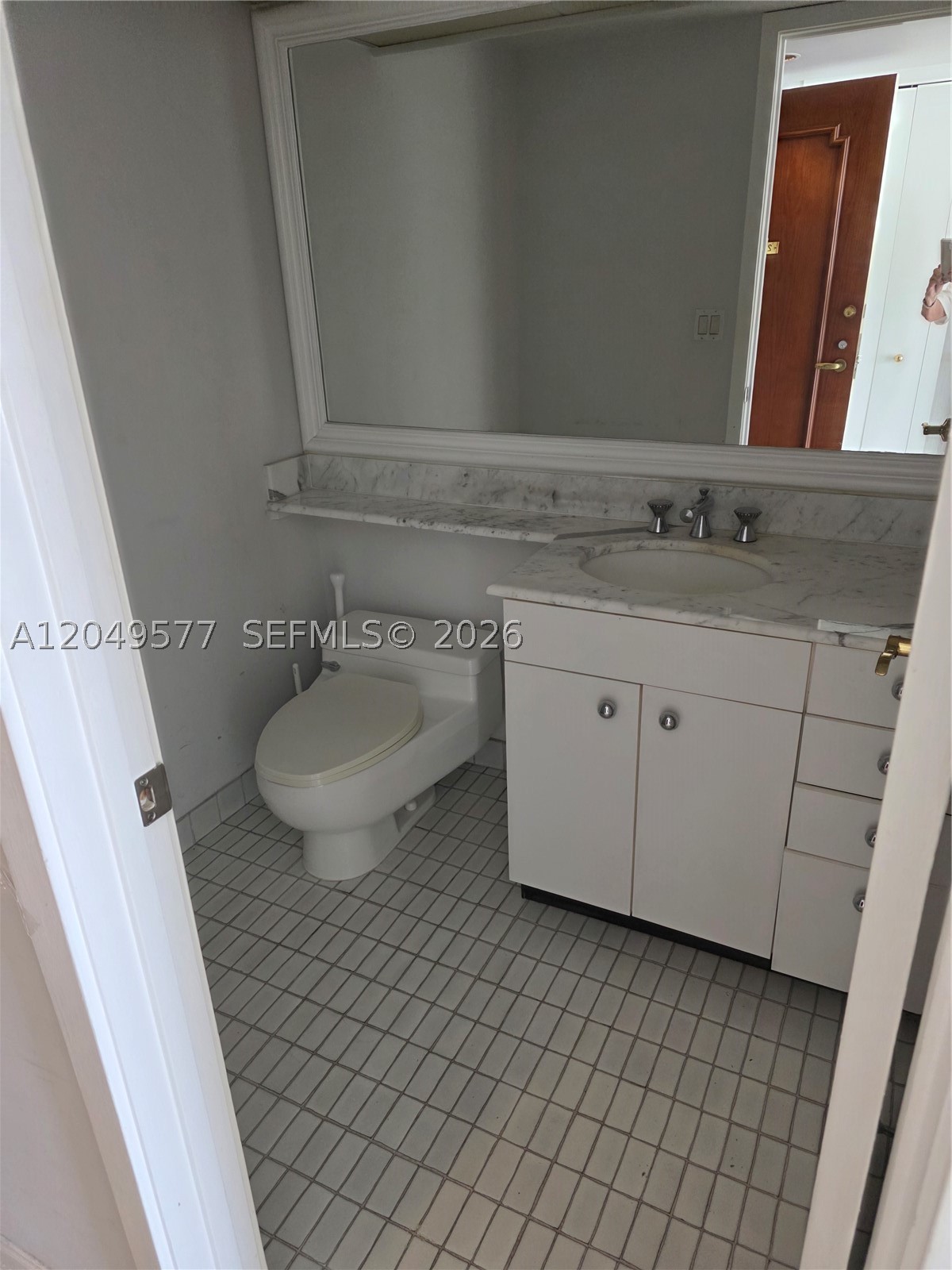 TURNBERRY TOWERS CONDO - Residential