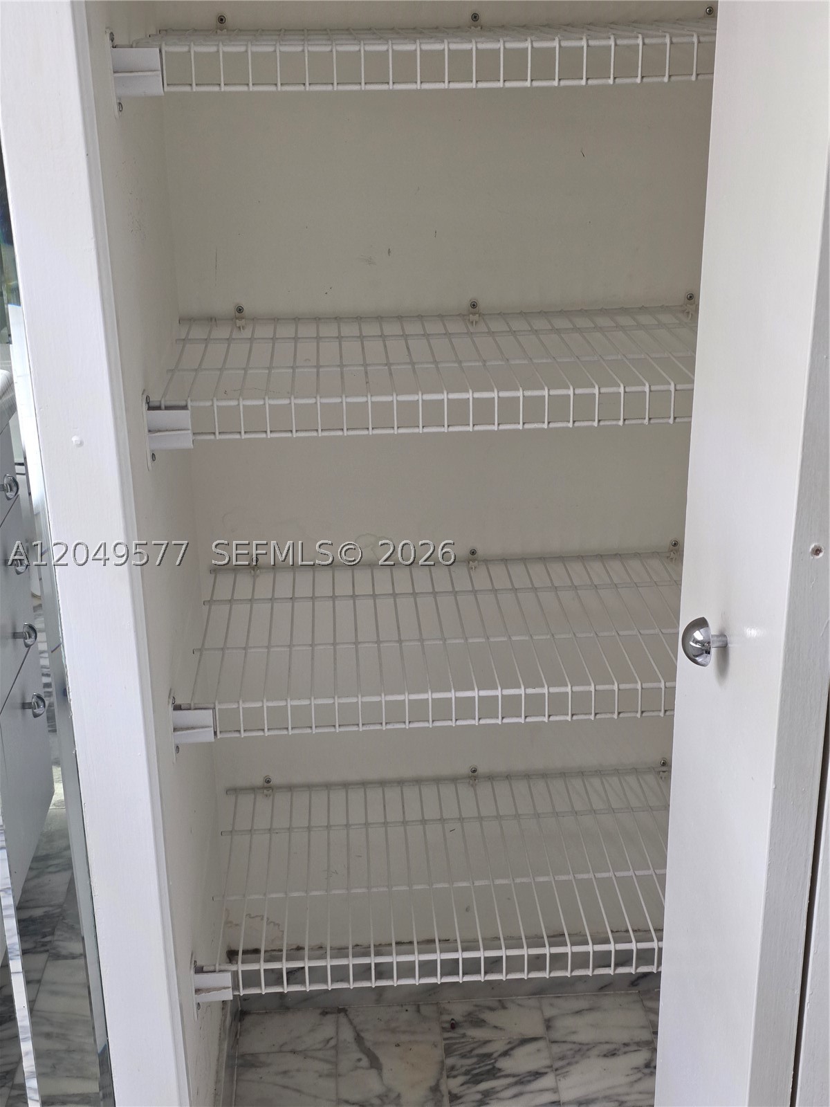 TURNBERRY TOWERS CONDO - Residential