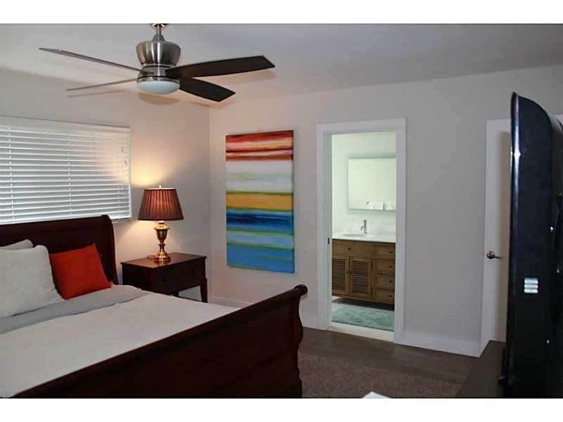 CORAL GABLES RIVIERA SEC - Residential